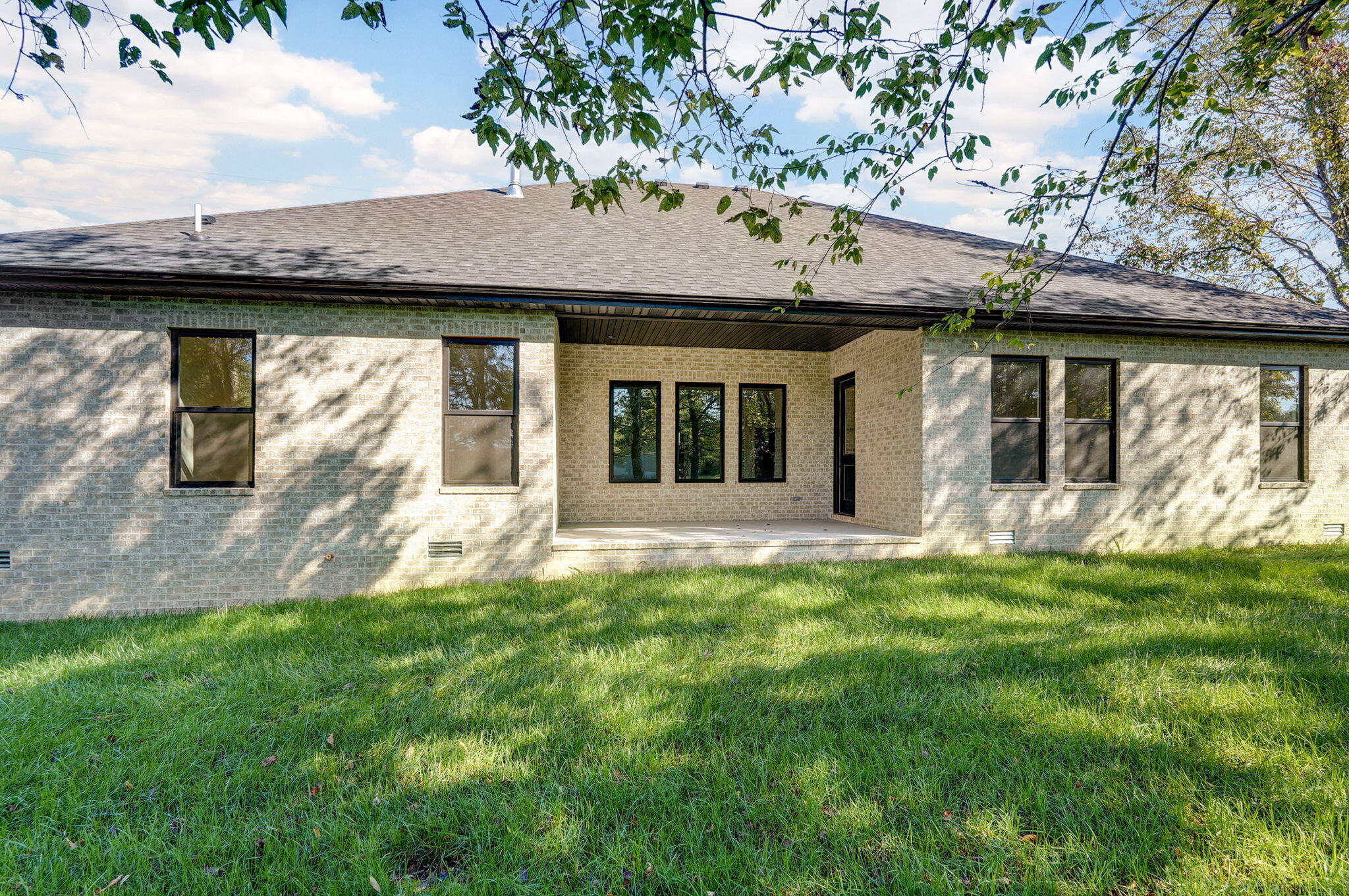 Photo 11 - Residential for sale – 1702 E Cobblestone Drive  Ozark, MO