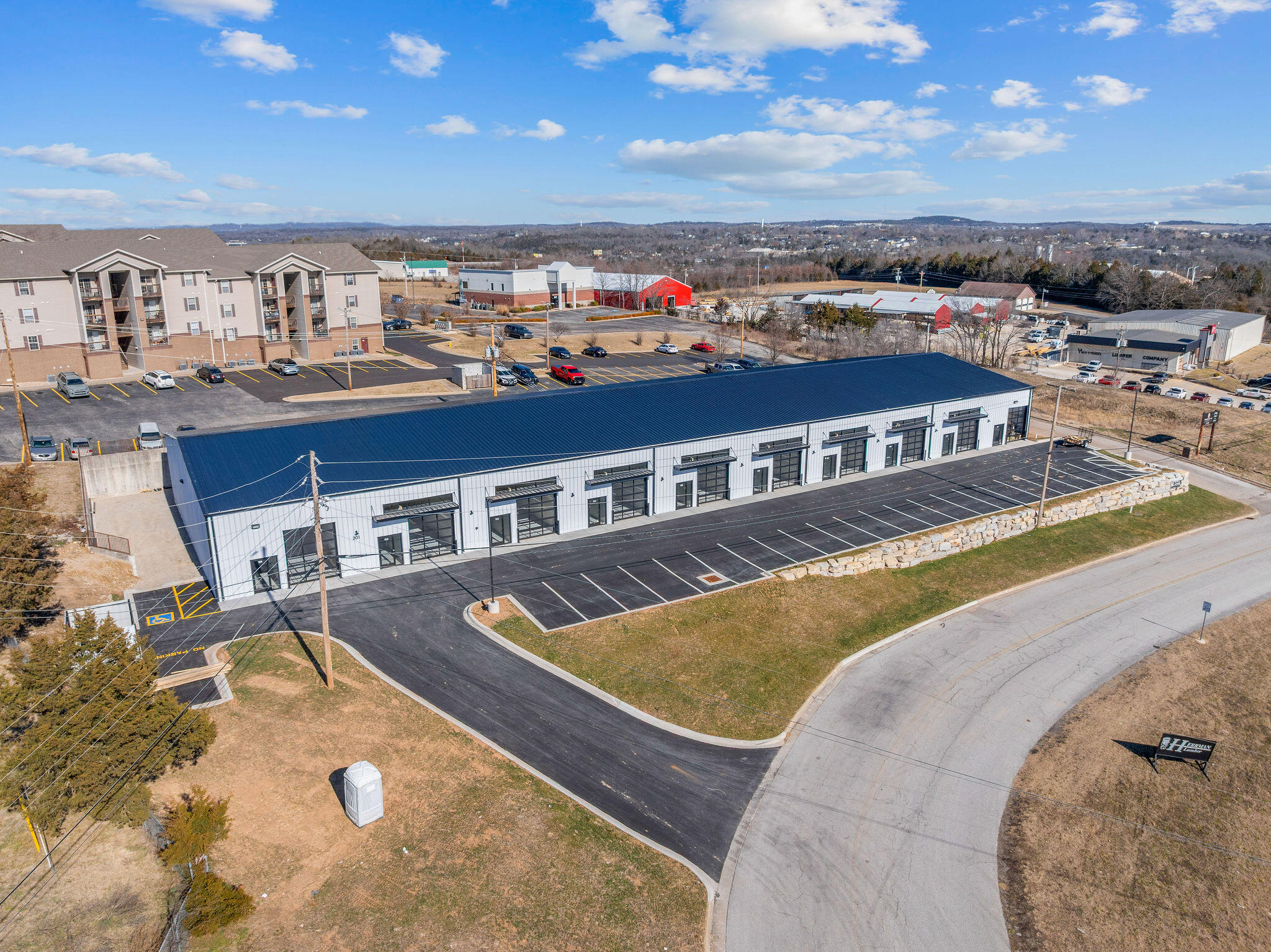 Photo 2 - Commercial Lease for sale – 201  Blue Sky Lane  Hollister, MO