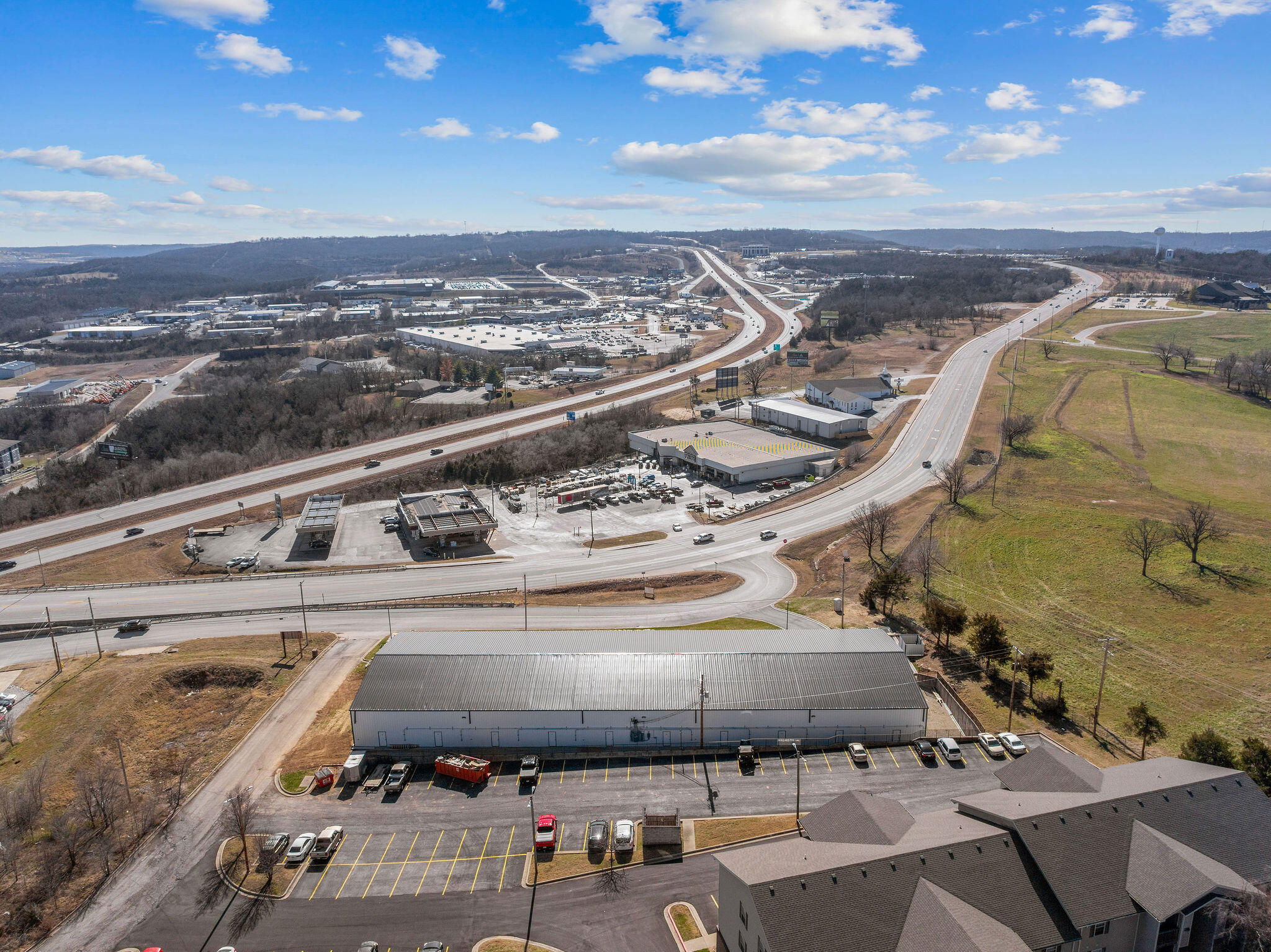 Photo 4 - Commercial Lease for sale – 201  Blue Sky Lane  Hollister, MO