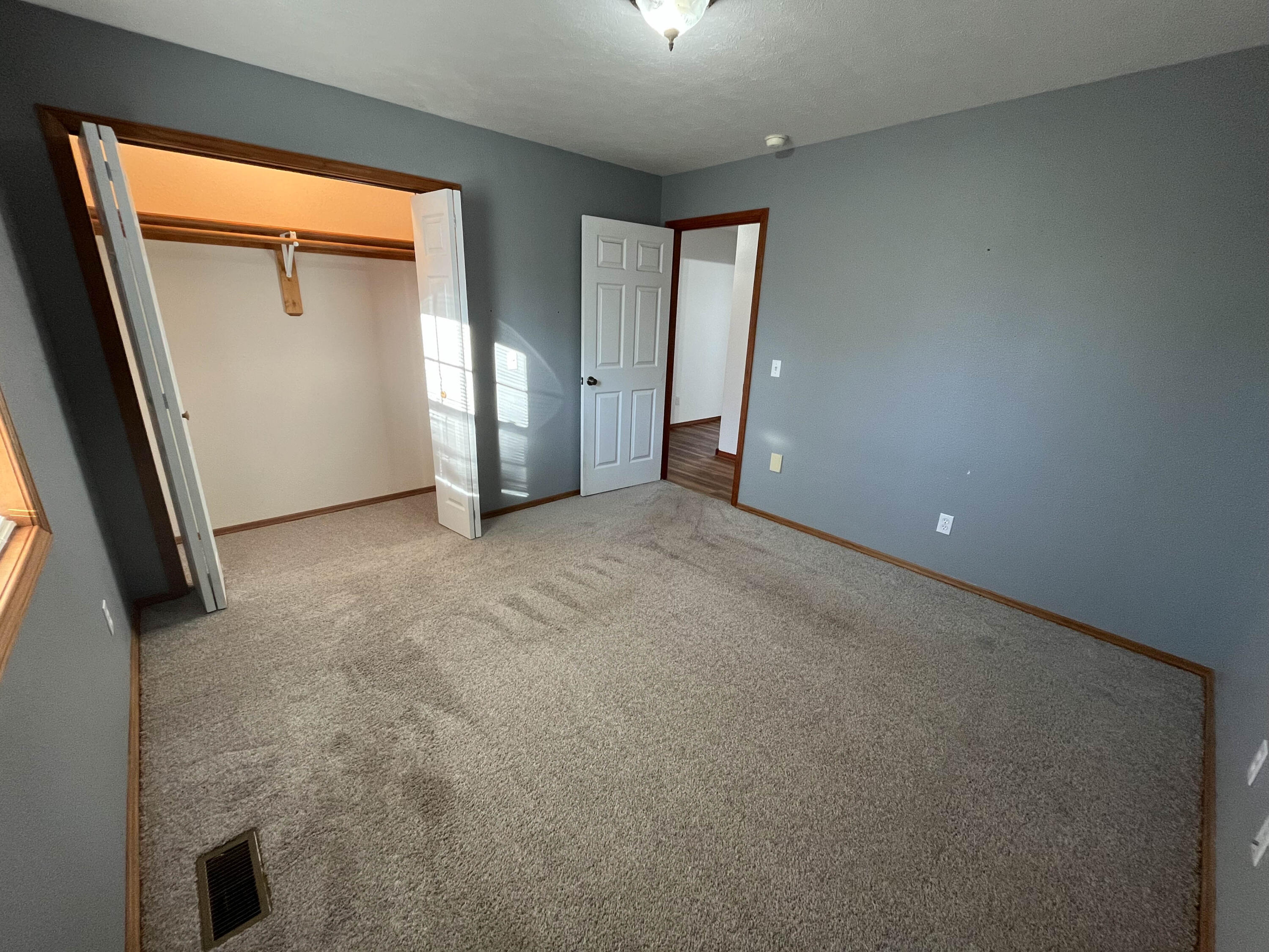 Photo 13 - Residential for sale – 414  Regina Avenue  Thayer, MO