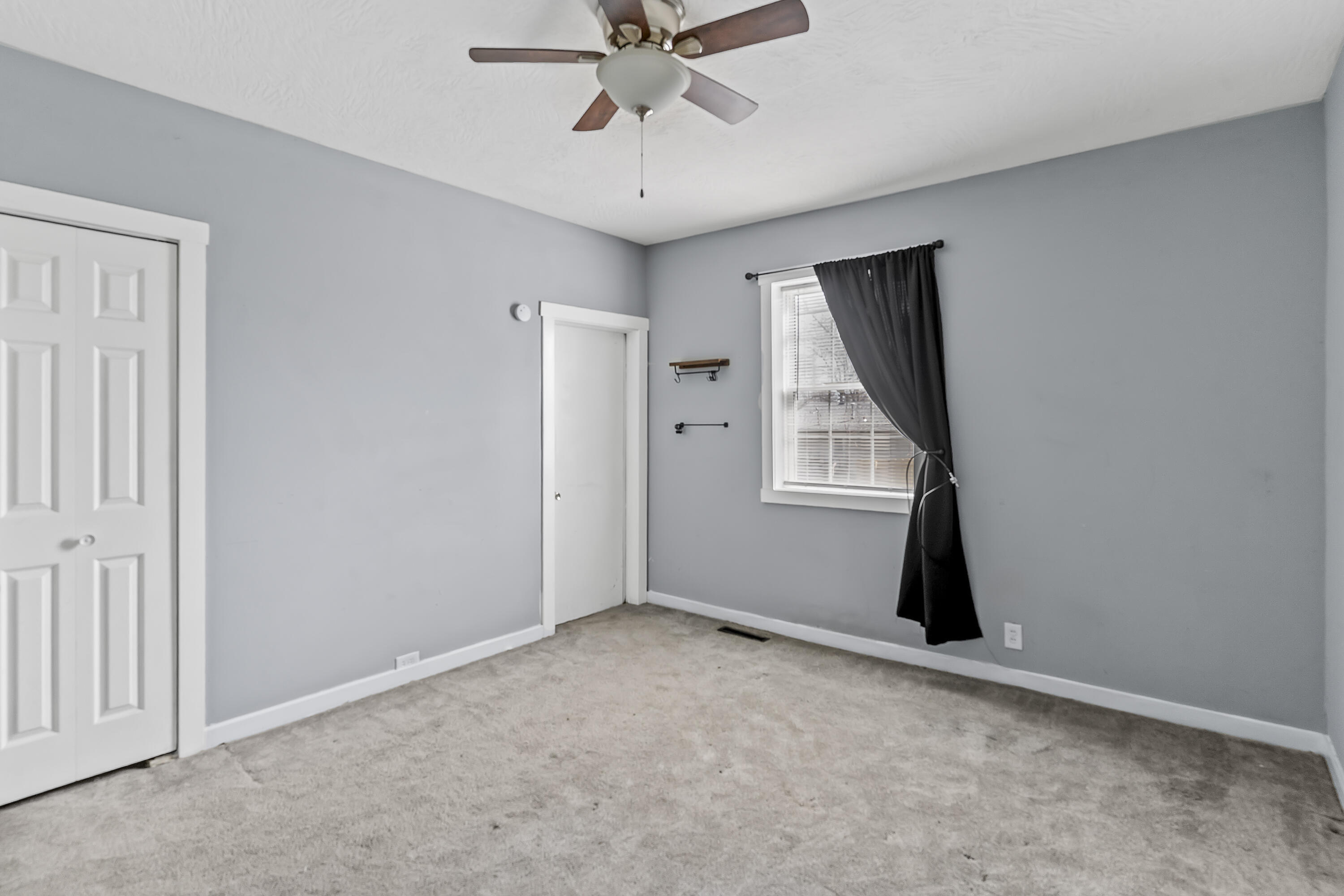 Photo 16 - Residential for sale – 2517 W Phelps Street  Springfield, MO