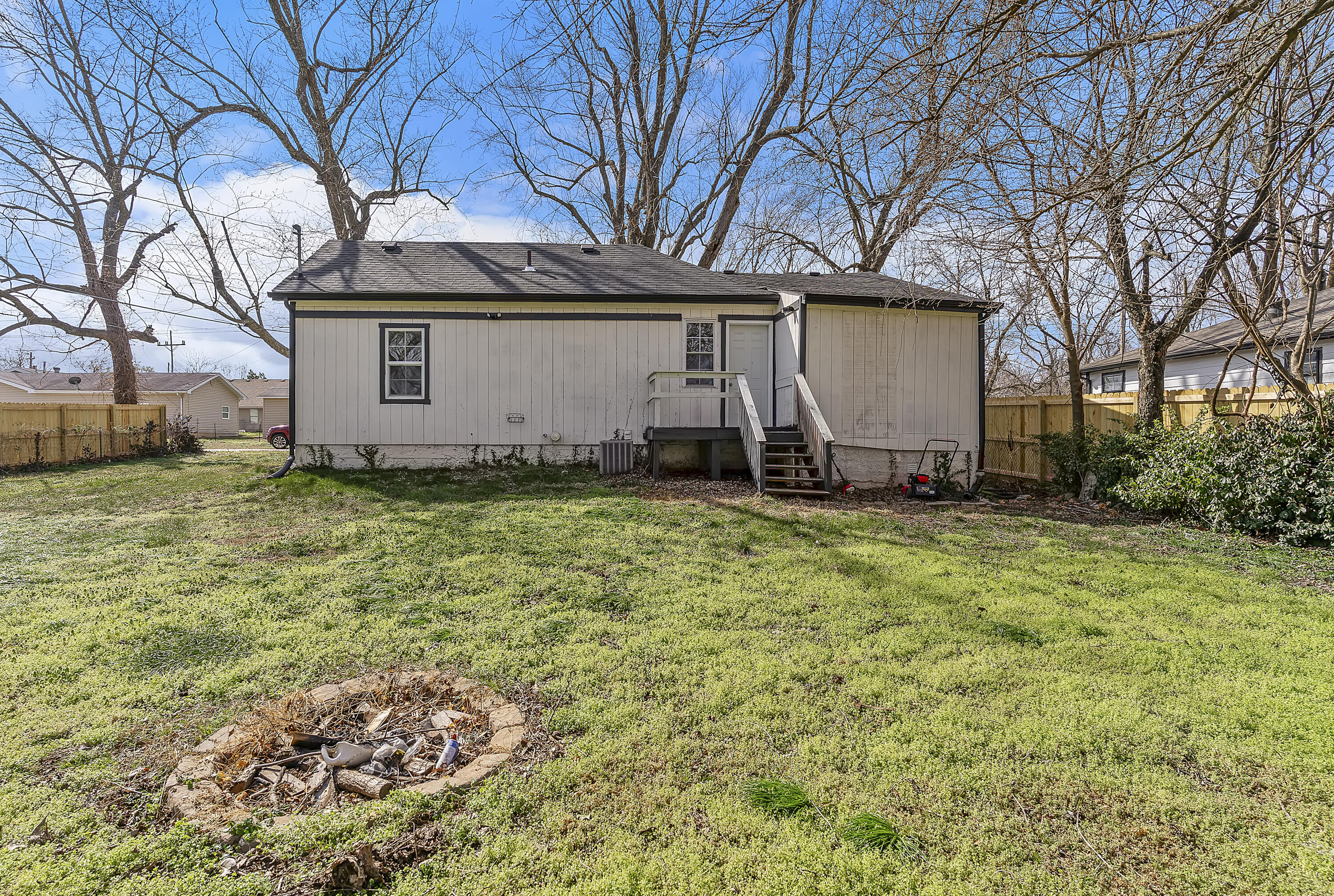 Photo 27 - Residential for sale – 2517 W Phelps Street  Springfield, MO