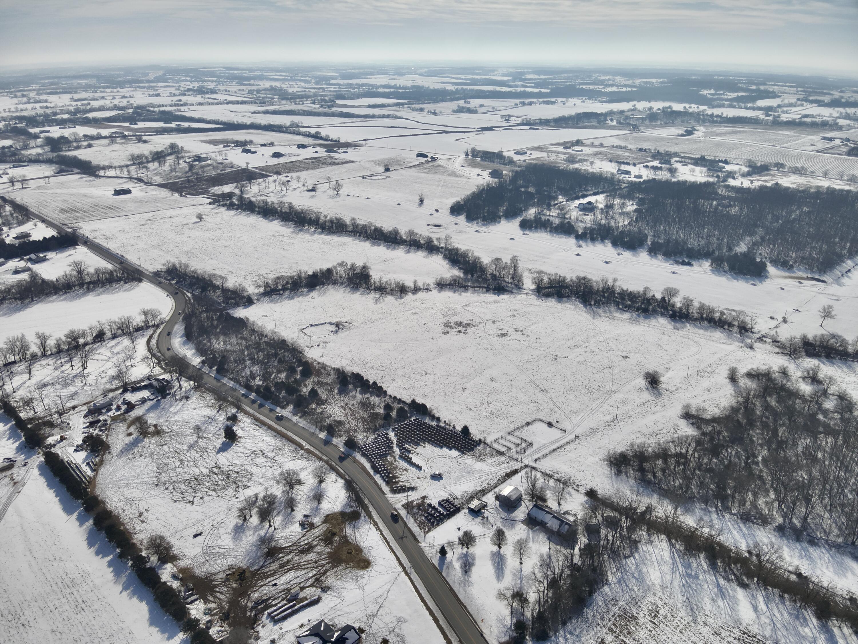 Photo 16 - Land for sale – 000  32   Bolivar, MO