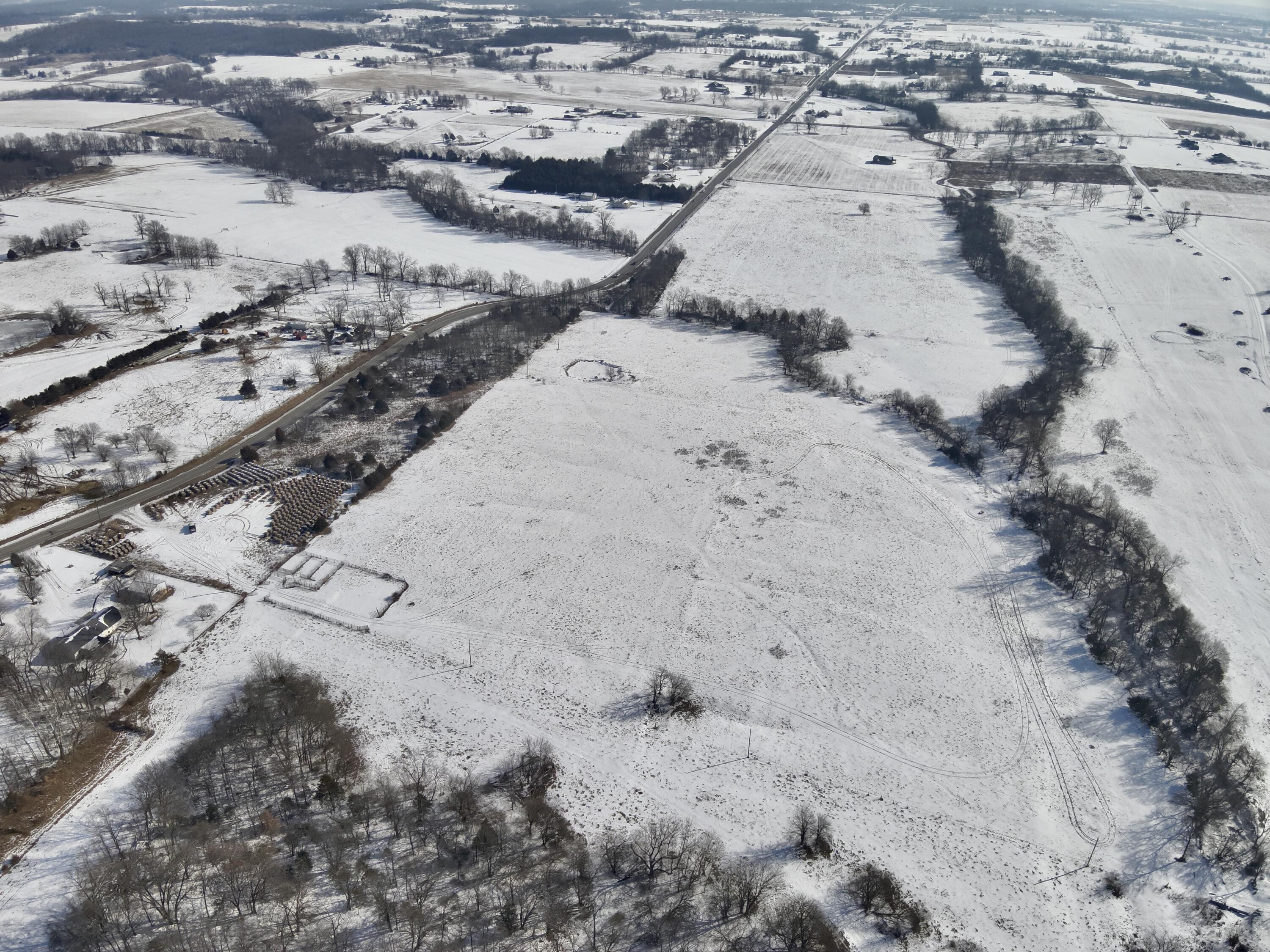 Photo 17 - Land for sale – 000  32   Bolivar, MO