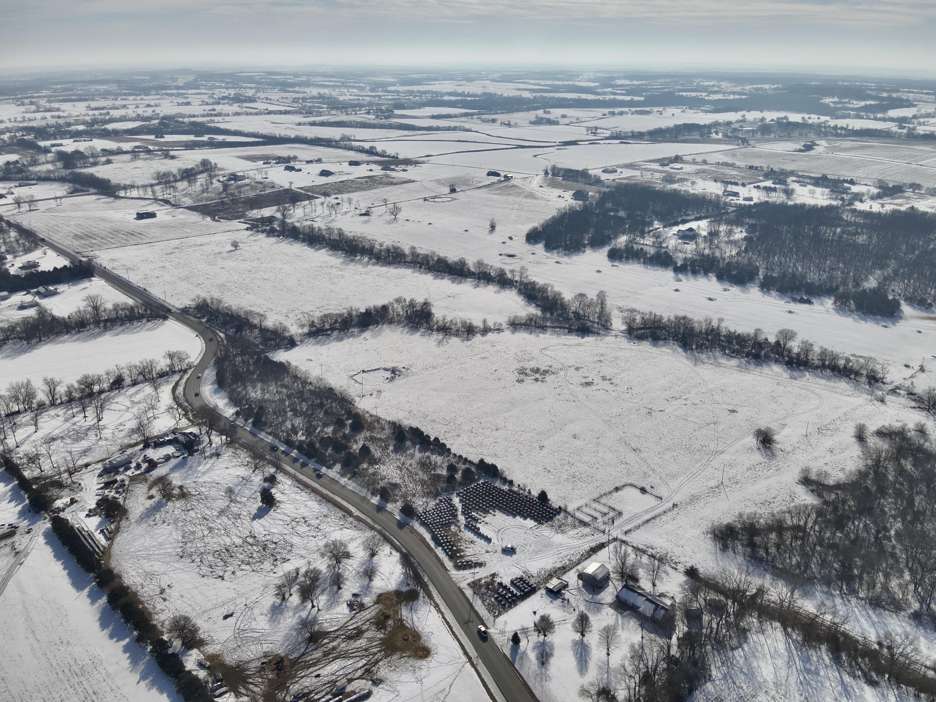 Photo 9 - Land for sale – 000  32   Bolivar, MO