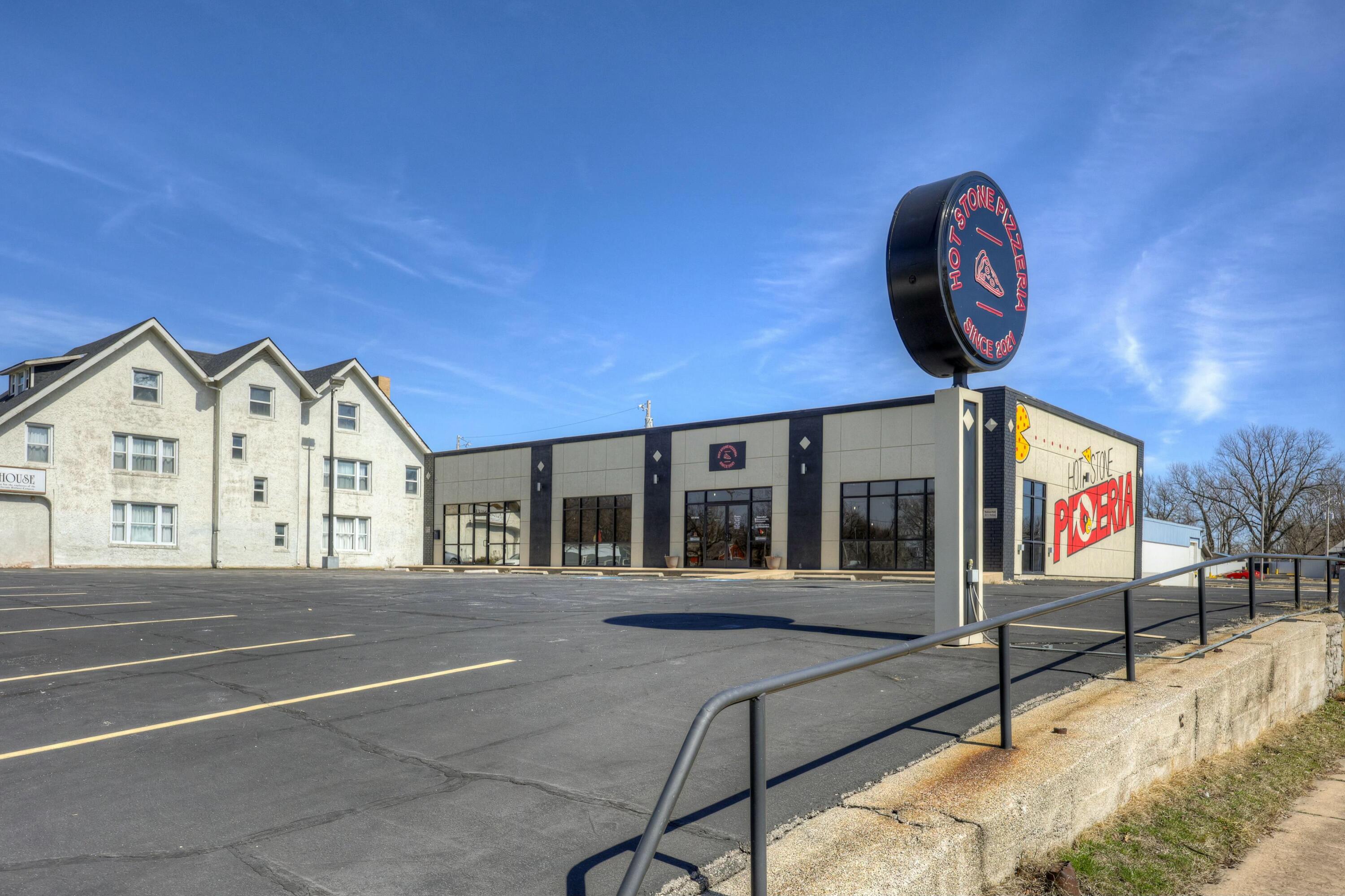 Photo 2 - Commercial Sale for sale – 111 N Madison Street  Webb City, MO