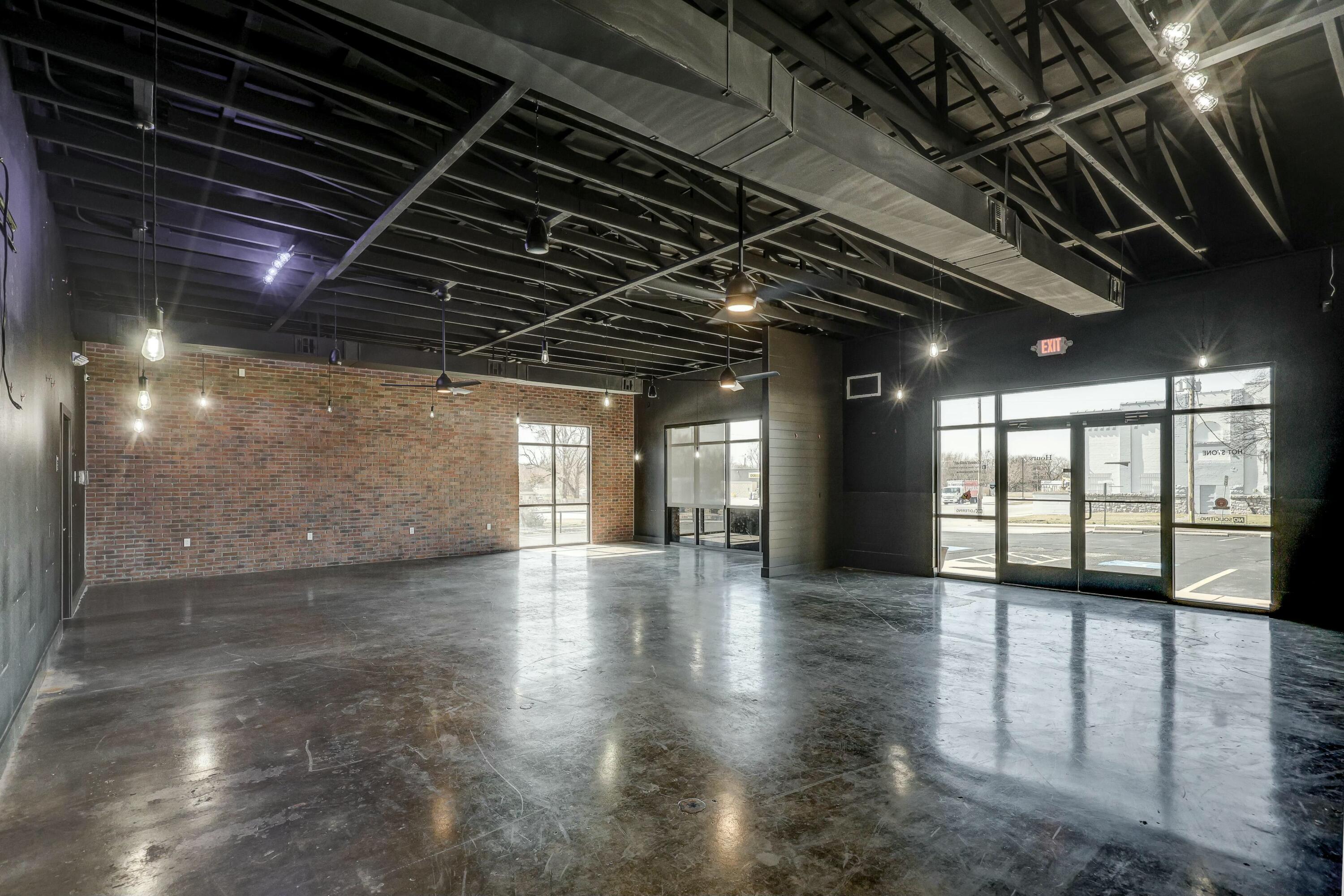 Photo 4 - Commercial Sale for sale – 111 N Madison Street  Webb City, MO