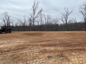 Photo 4 - Land for sale – Lot 11  Wilshire Boulevard  Pineville, MO
