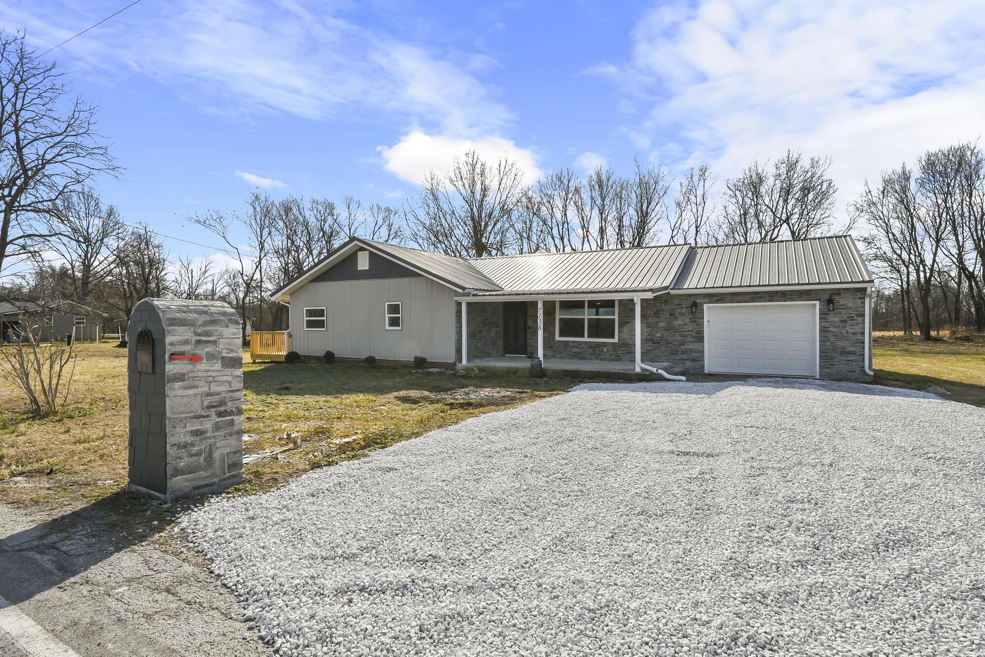 Photo 2 - Residential for sale – 7138 W Farm Rd 136   Springfield, MO