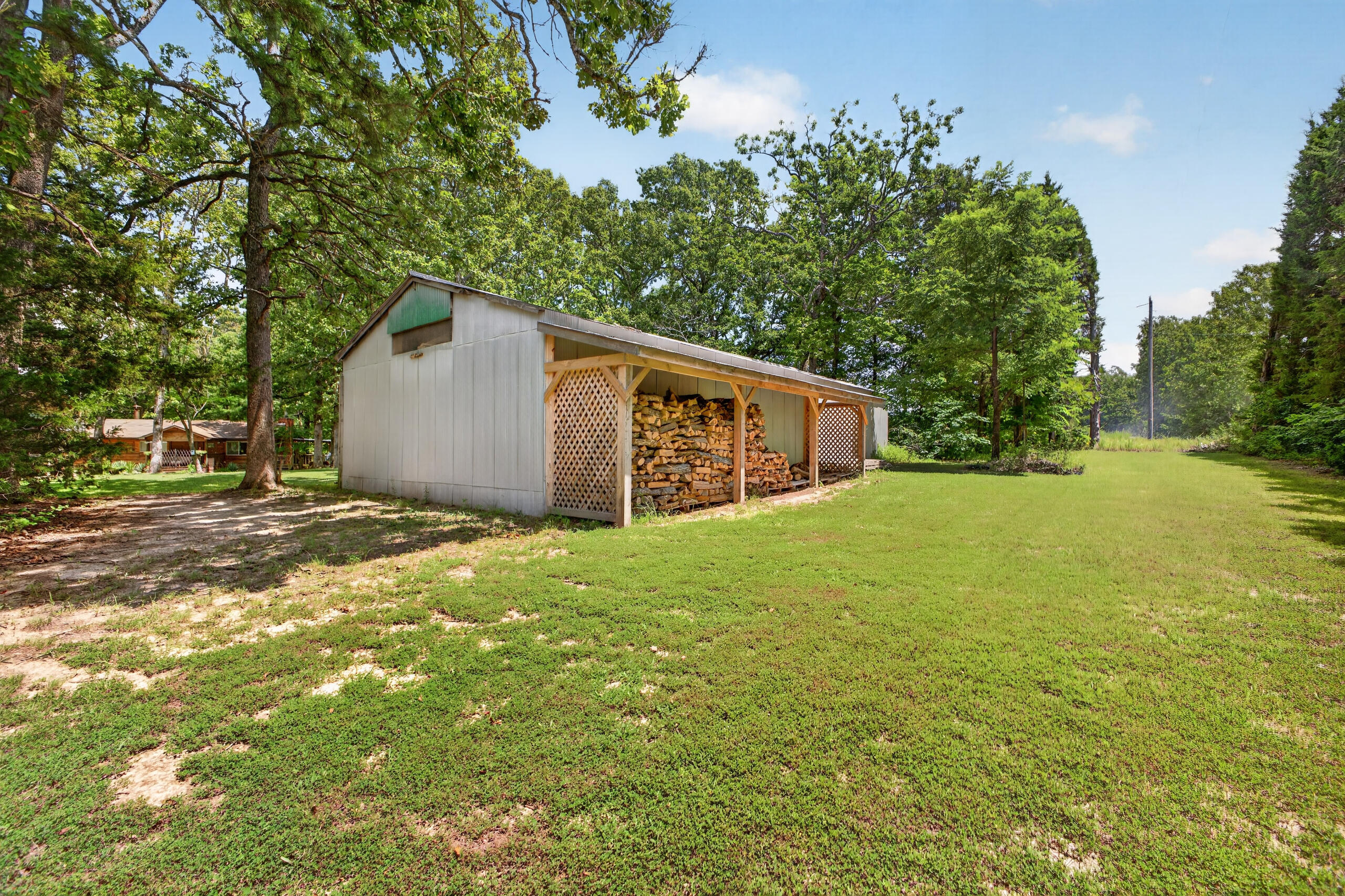 Photo 109 - Residential for sale – 411  Moon Valley Road  Lebanon, MO