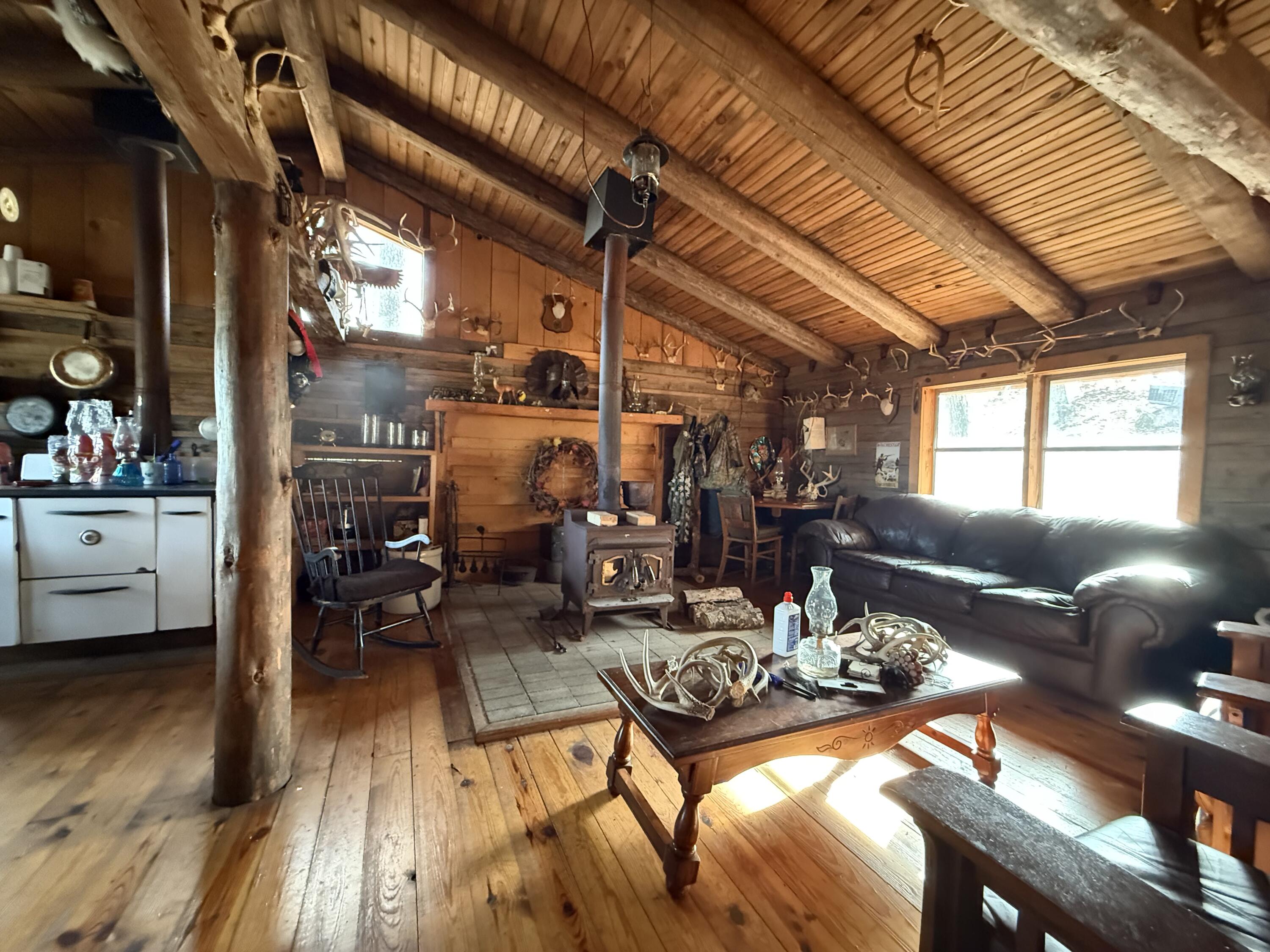 Photo 9 - Farm for sale – 000  Private Road 422-17   Birch Tree, MO