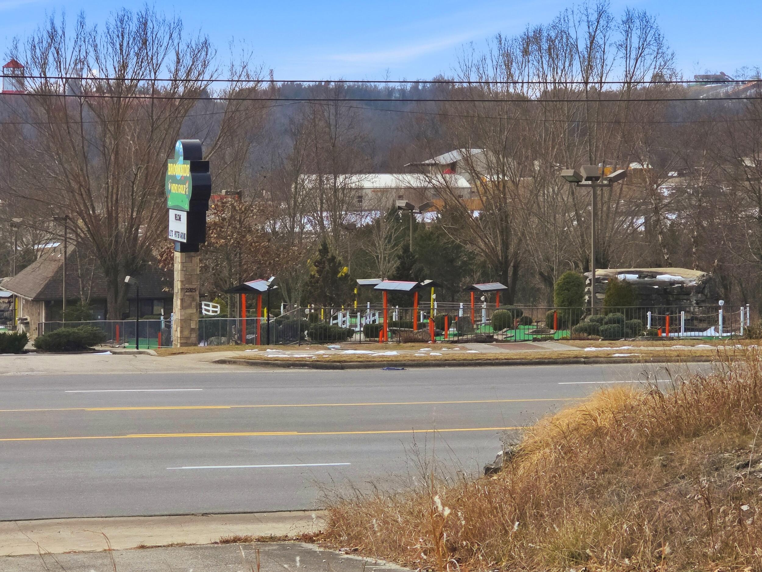 Photo 13 - Commercial Sale for sale – 2924  Shepherd Of The Hills Expwy   Branson, MO