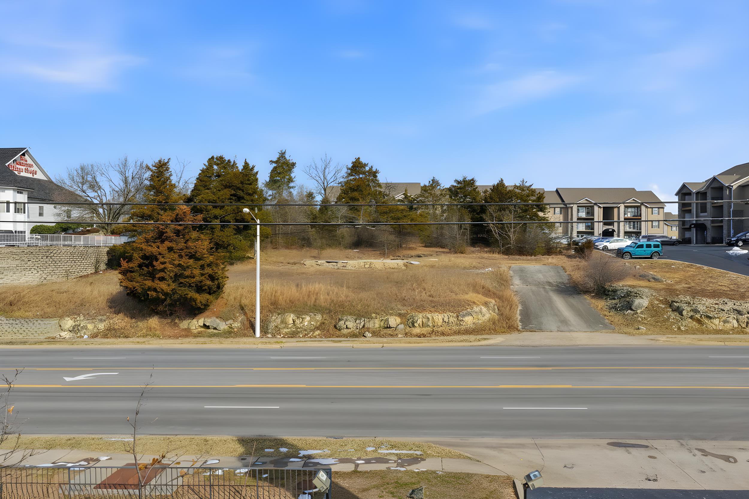 Photo 11 - Commercial Sale for sale – 2924  Shepherd Of The Hills Expwy   Branson, MO