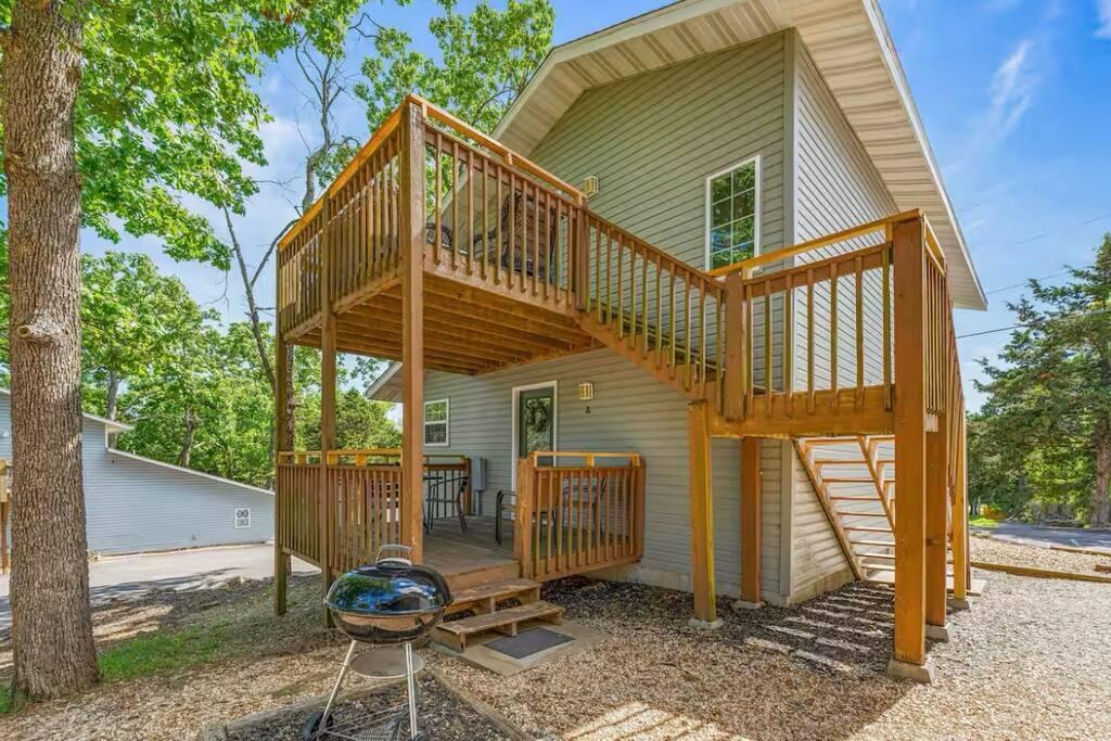Photo 2 - Residential for sale – 48  Timber Oaks Trail  Branson, MO