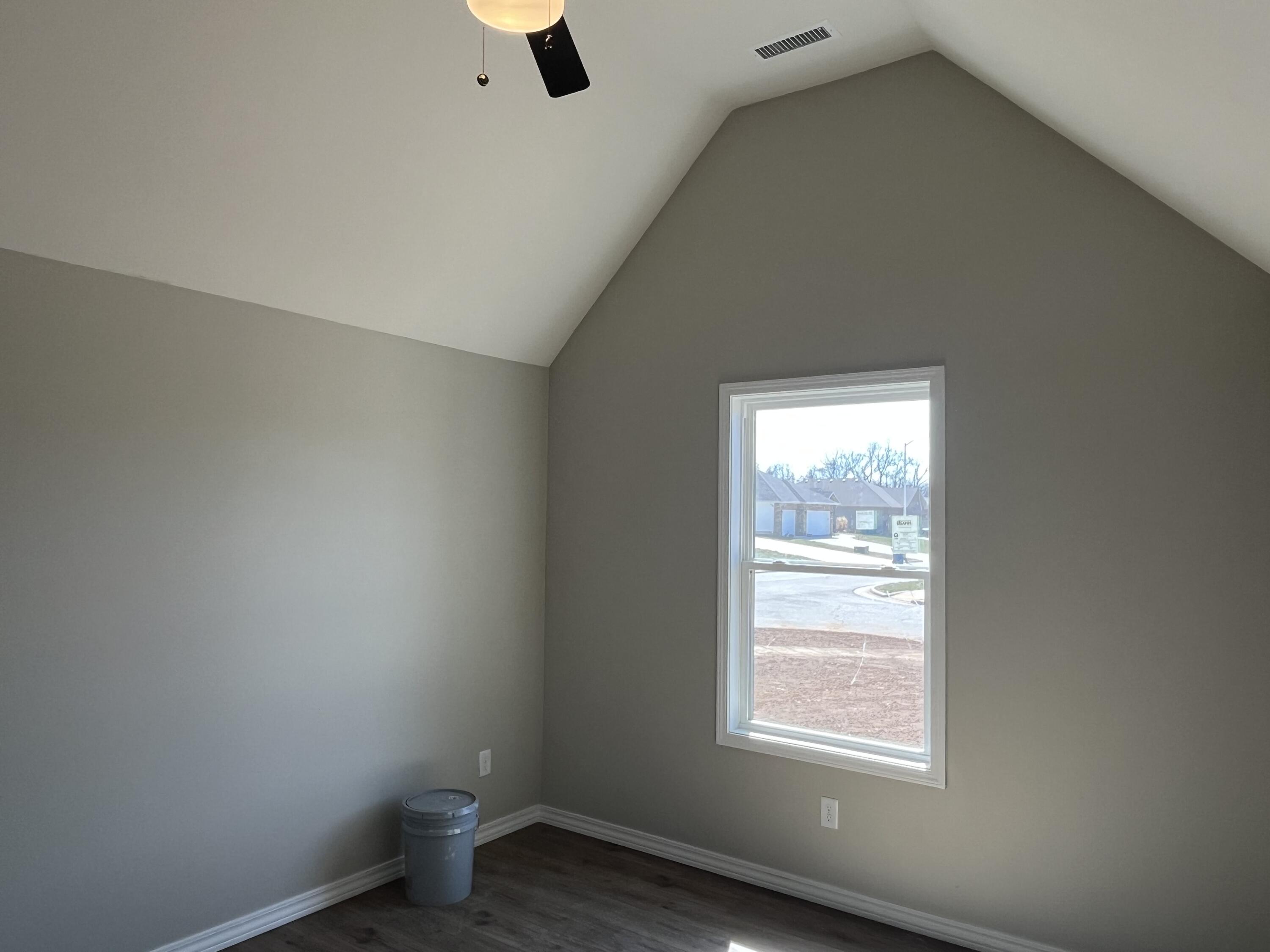 Photo 8 - Residential for sale – 4377 W Skyler Drive  Springfield, MO