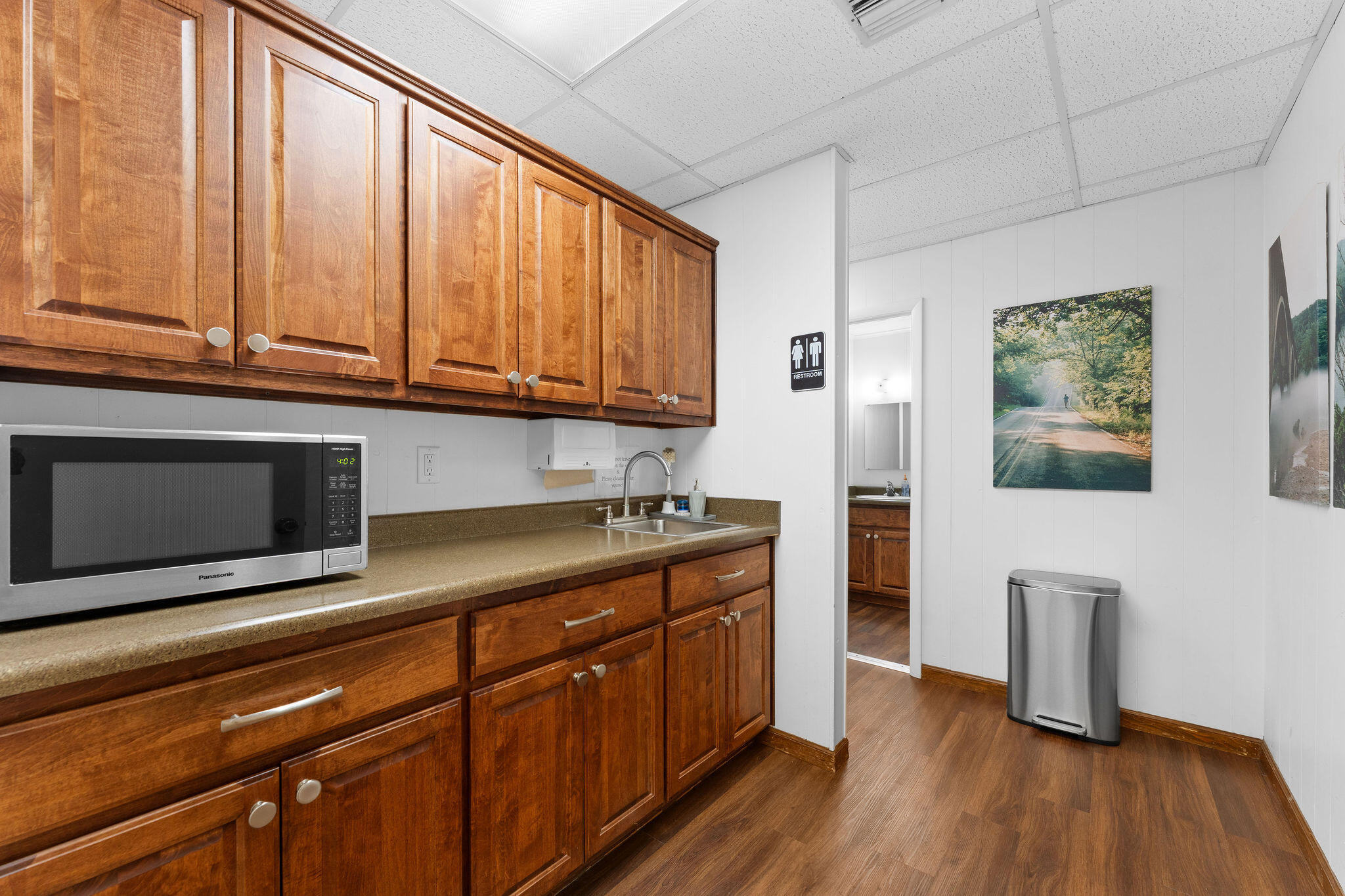 Photo 7 - Commercial Lease for sale – 205 W Atlantic Street  Branson, MO