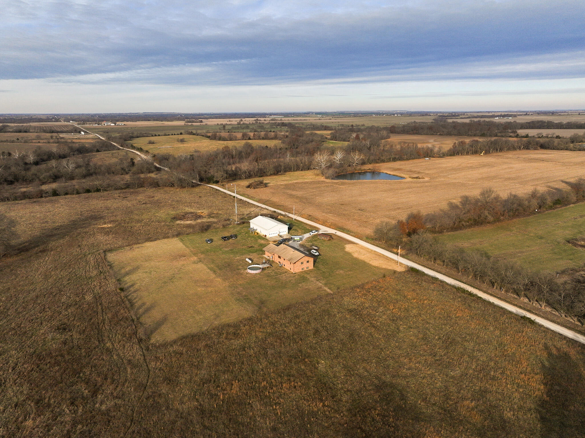 Photo 6 - Residential for sale – 27668 E Katy Track Road  Walker, MO