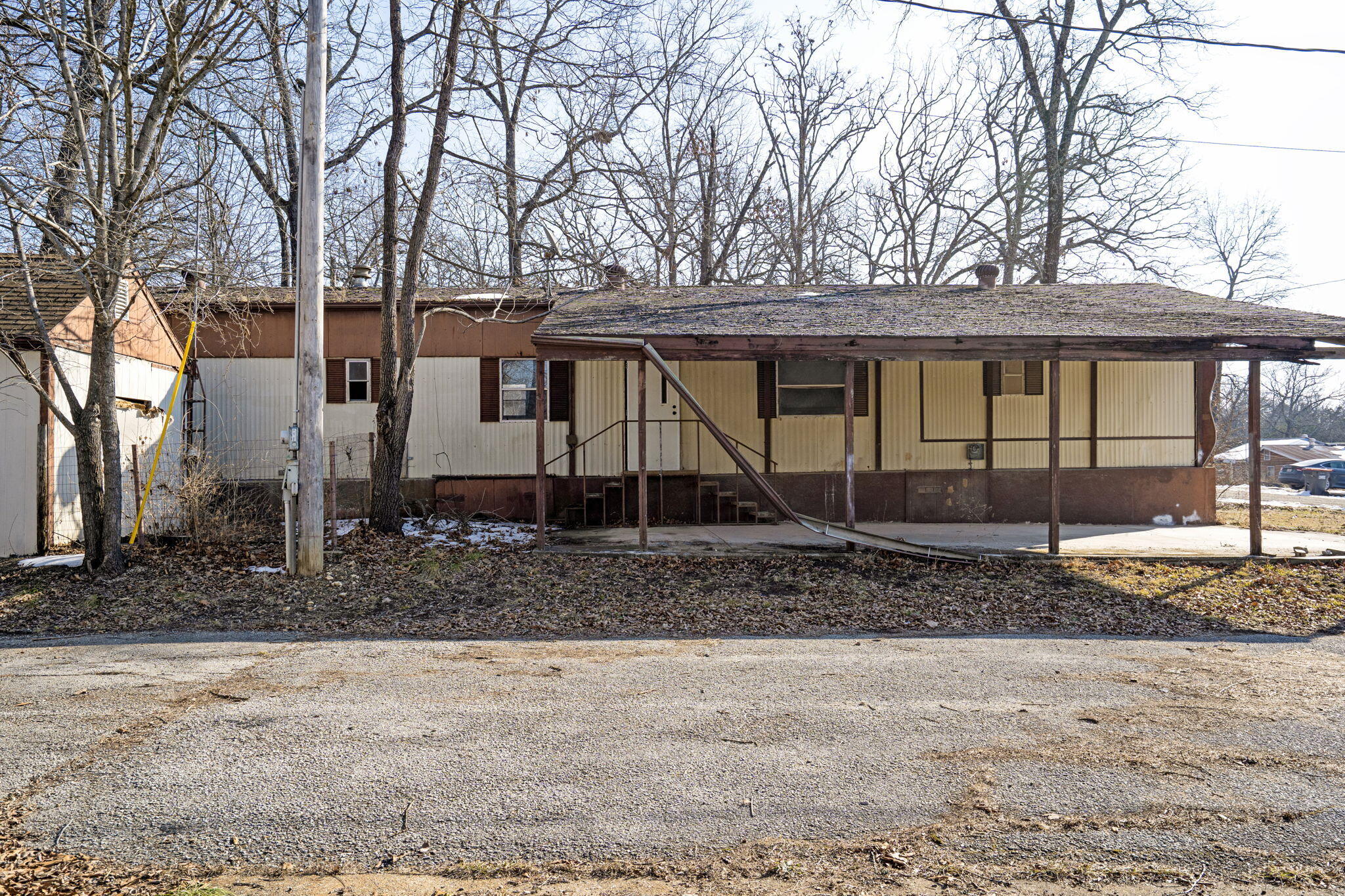 Photo 4 - Residential for sale – 4017  White Oak Road  Merriam Woods, MO