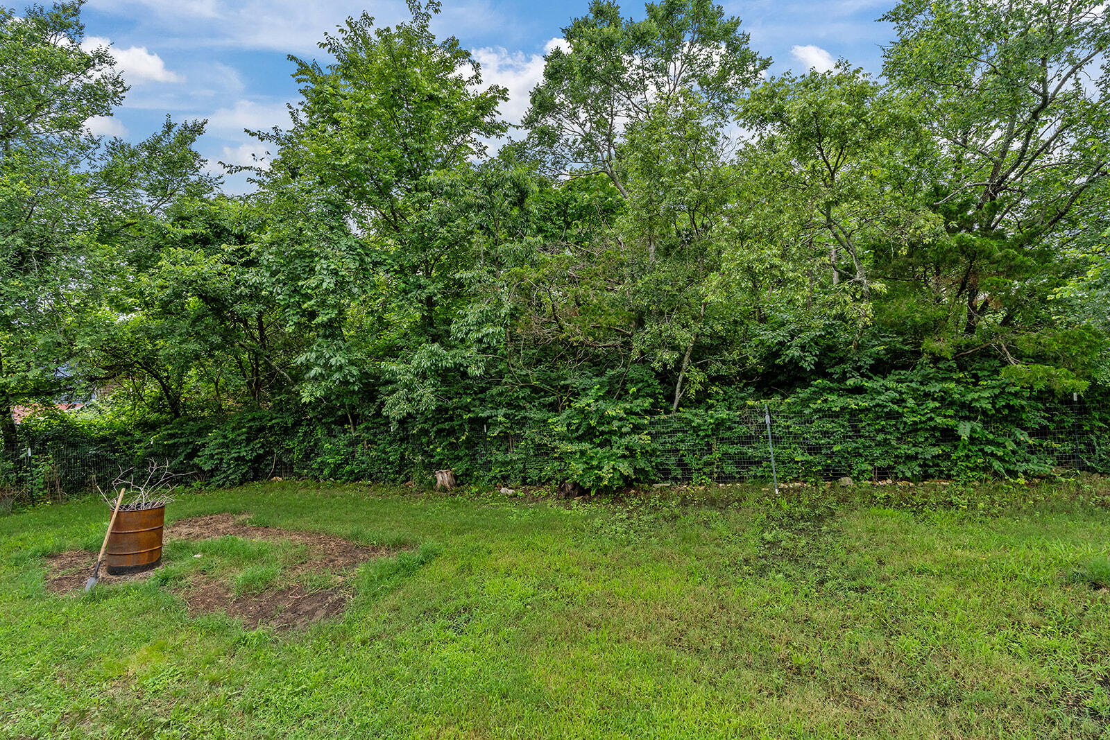 Photo 7 - Residential for sale – 4161  Oakwood Road  Merriam Woods, MO
