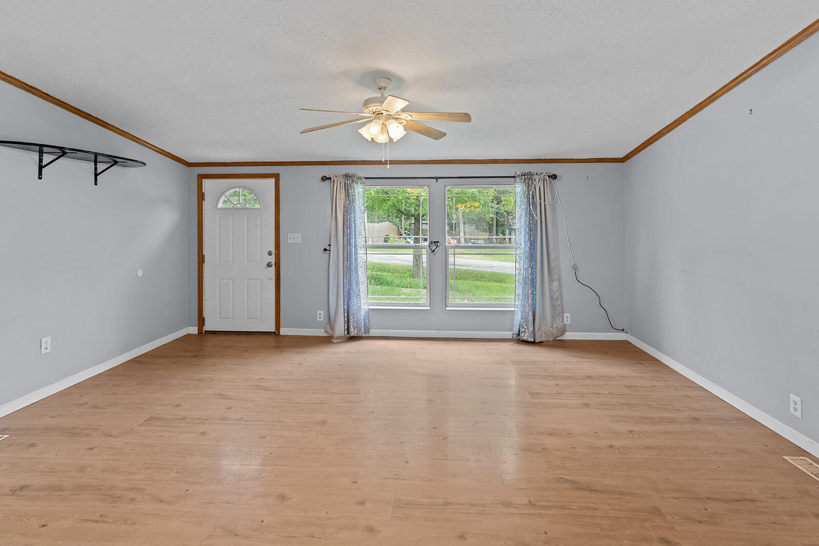 Photo 14 - Residential for sale – 4161  Oakwood Road  Merriam Woods, MO
