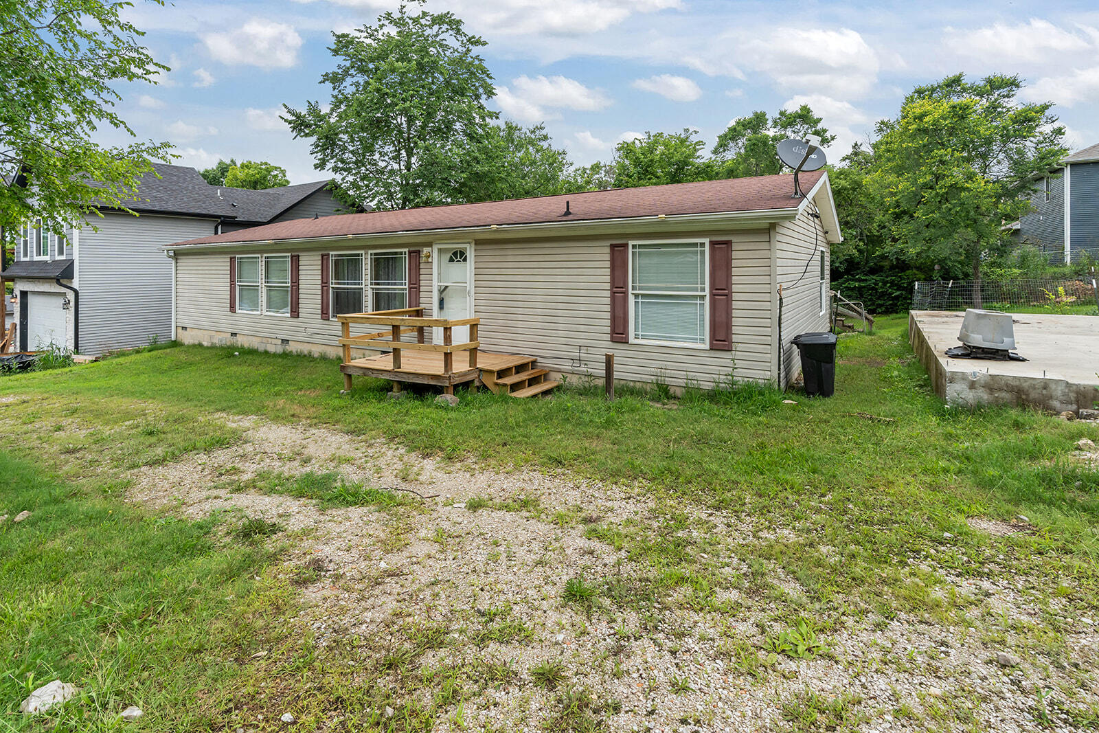 Photo 5 - Residential for sale – 4161  Oakwood Road  Merriam Woods, MO