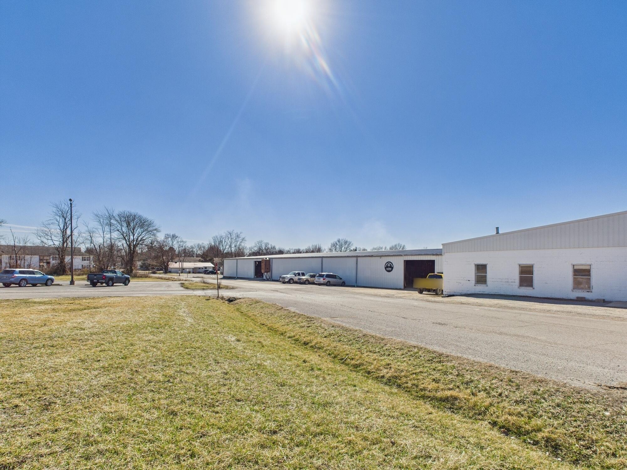 Photo 2 - Commercial Sale for sale – 115  Cedar Street  Licking, MO