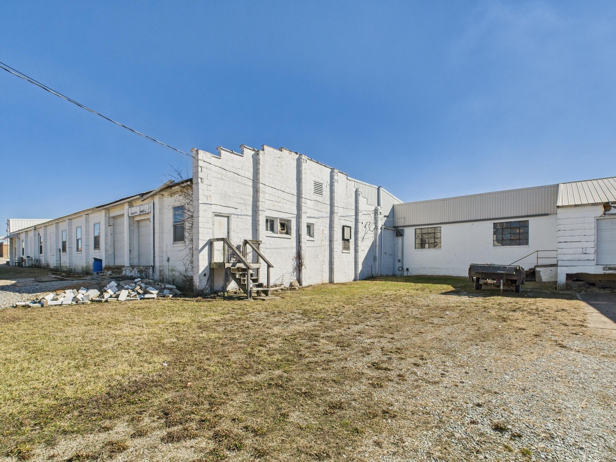 Photo 6 - Commercial Sale for sale – 115  Cedar Street  Licking, MO