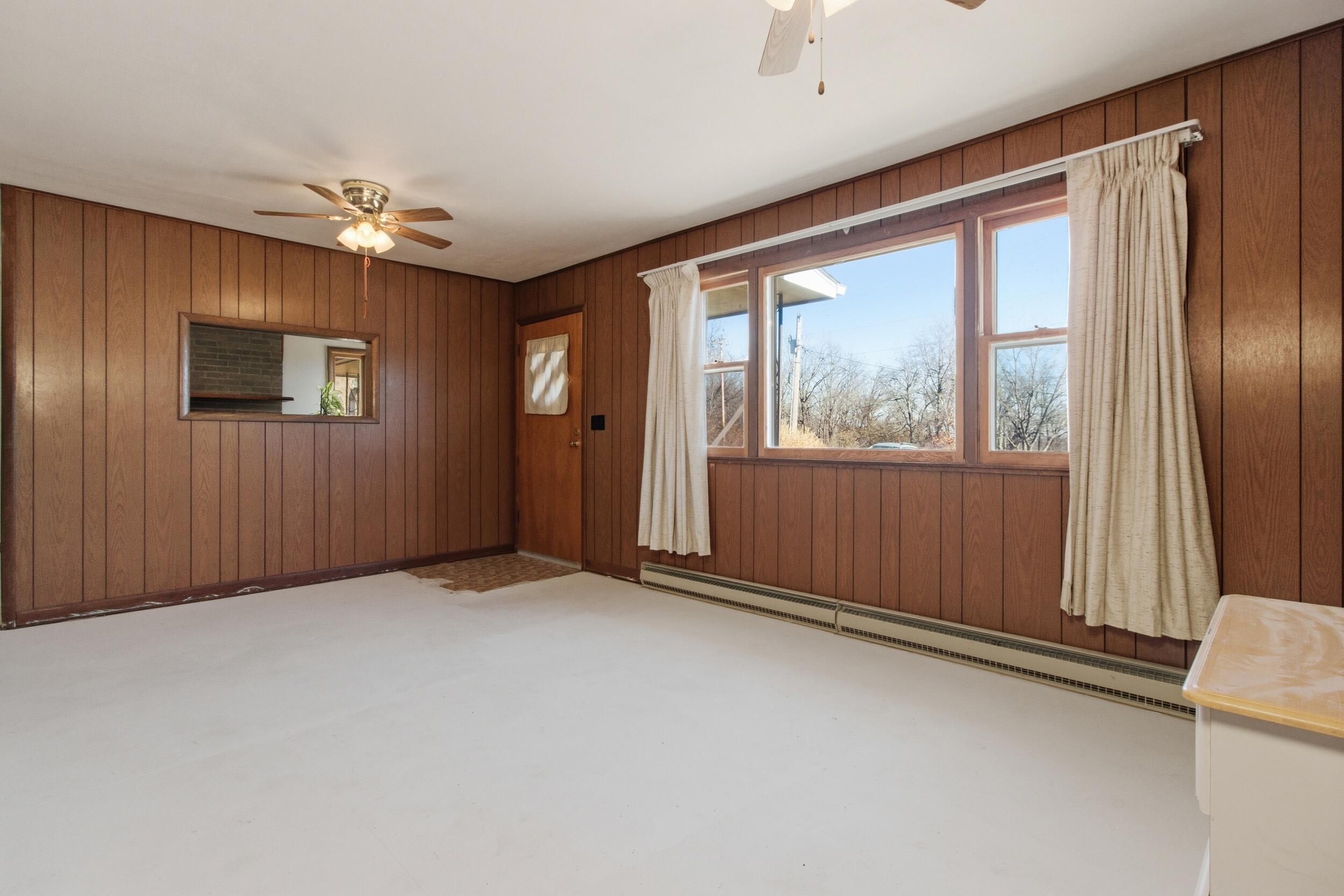 Photo 4 - Residential for sale – 49 E Tower Drive  Gainesville, MO
