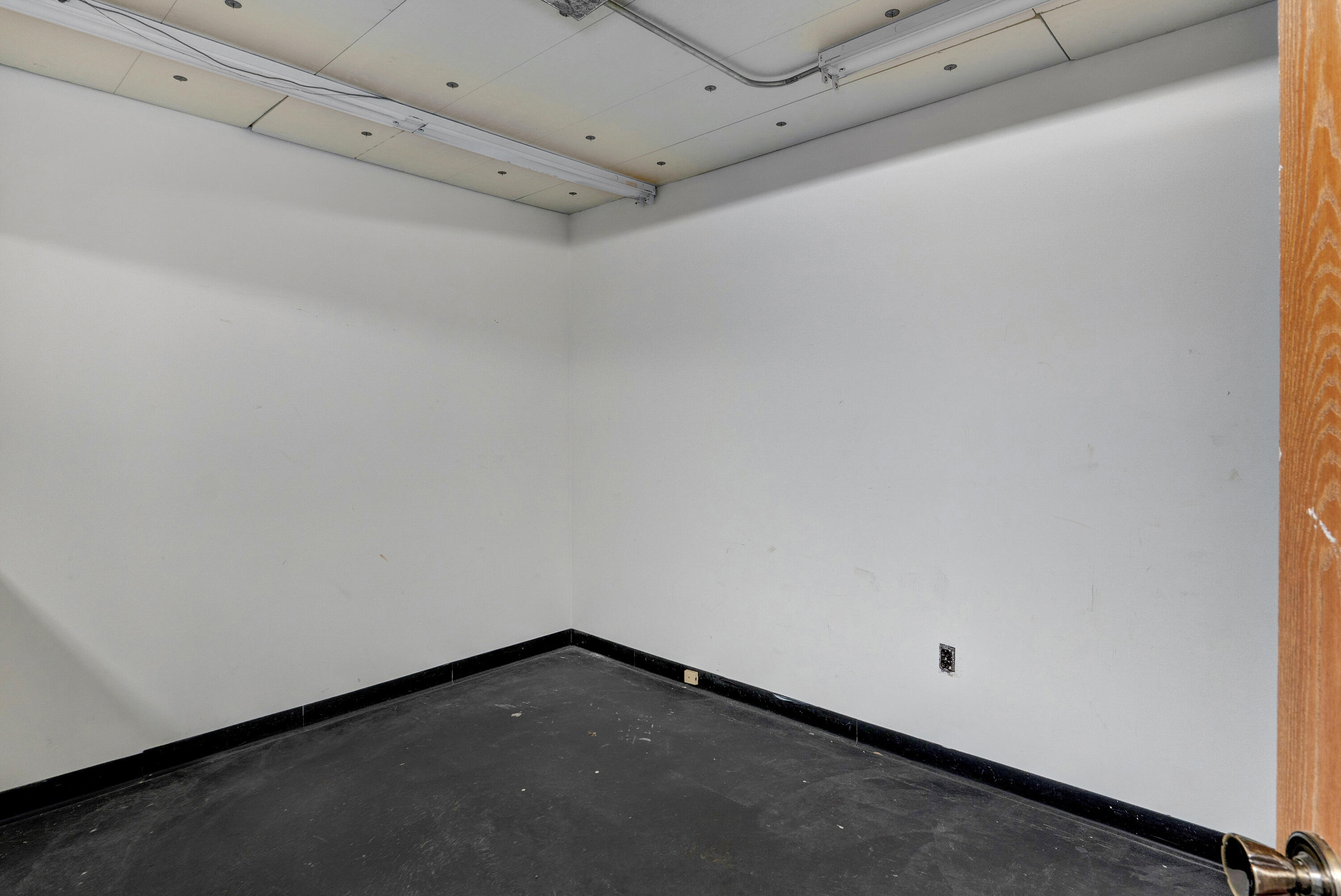 Photo 33 - Commercial Sale for sale – 532 E Walnut Street  Springfield, MO