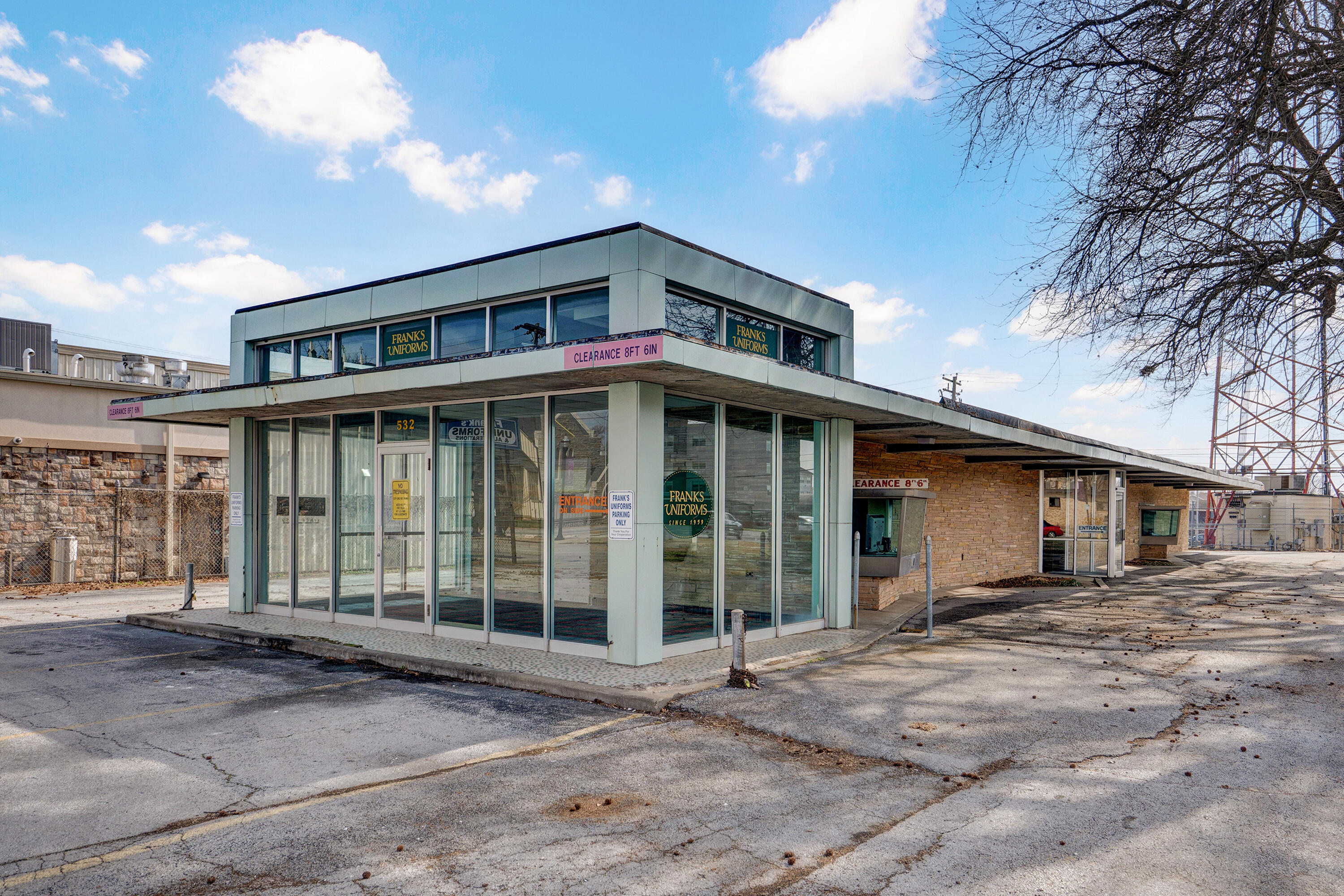Photo 2 - Commercial Sale for sale – 532 E Walnut Street  Springfield, MO