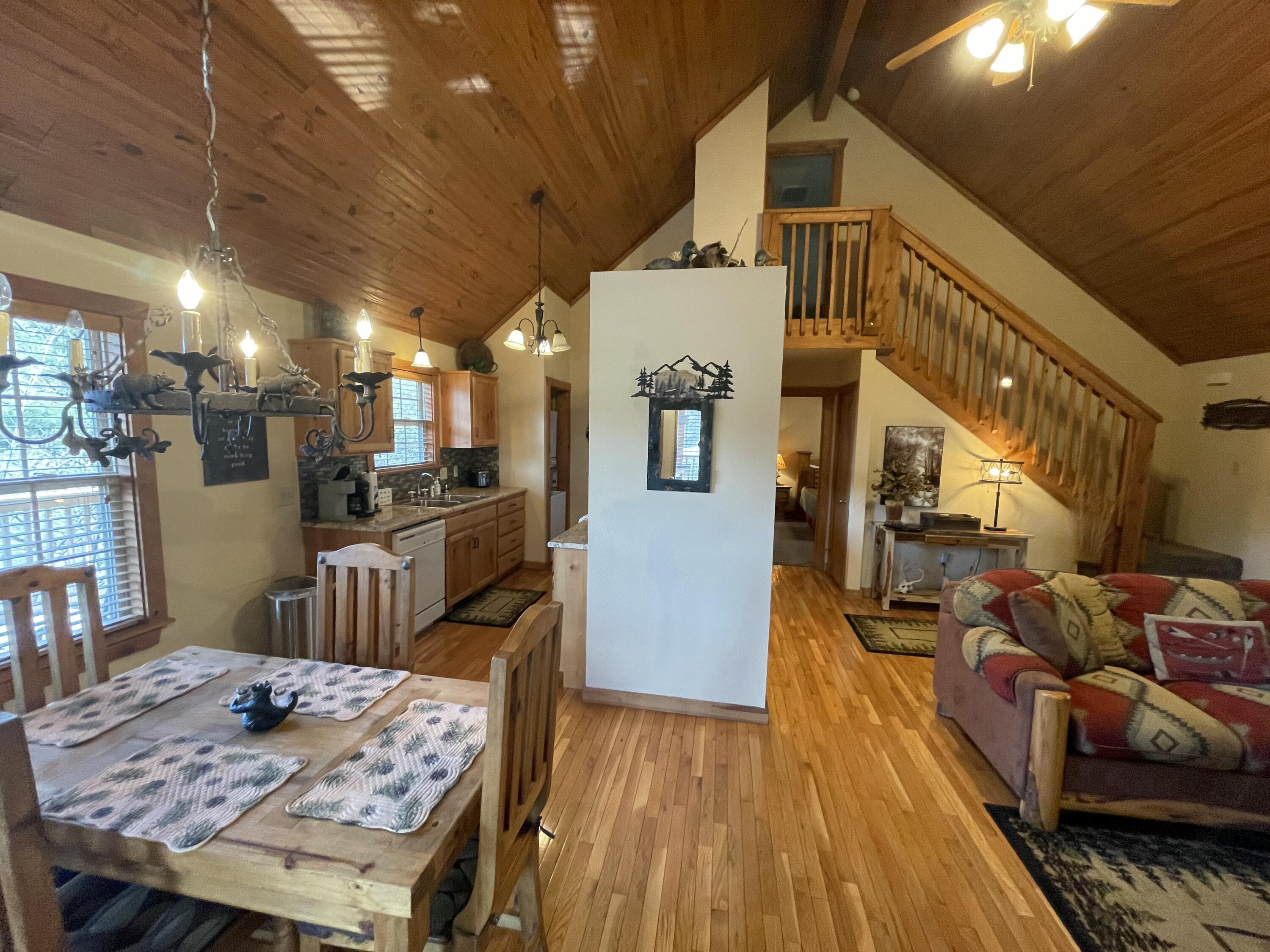 Photo 16 - Residential for sale – 101  Lost Creek Circle  Branson West, MO