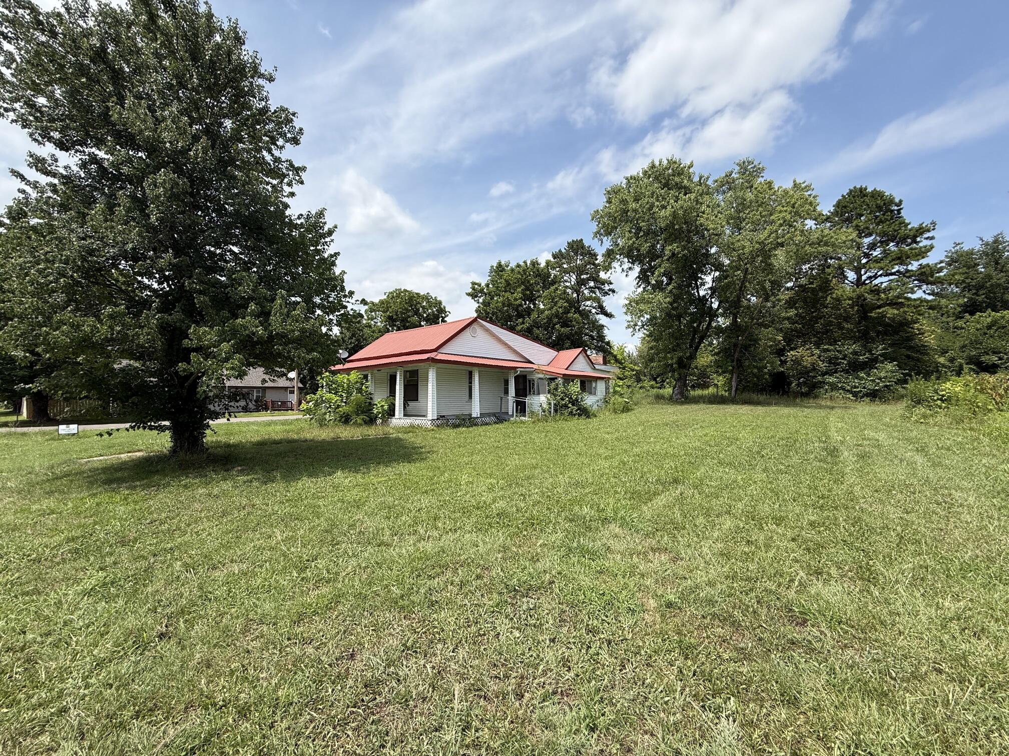 Photo 16 - Residential for sale – 18119  Sallee Street  Winona, MO