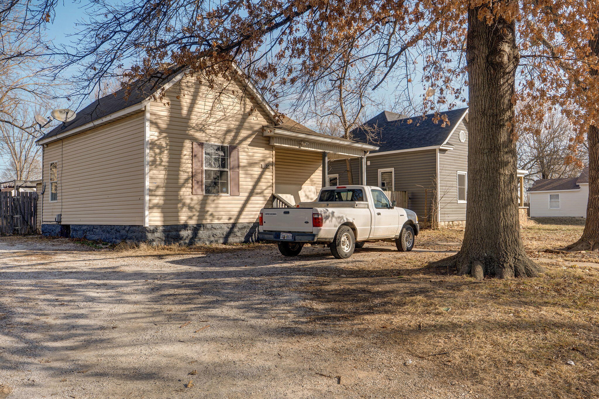 Photo 2 - Residential for sale – 1105 W Division   Springfield, MO