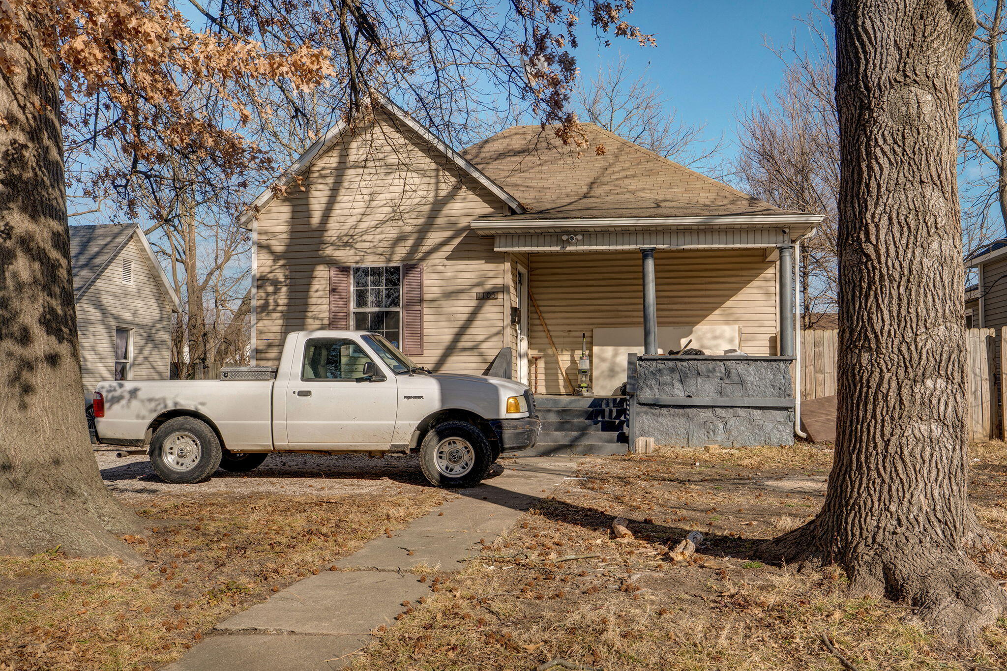 Photo 3 - Residential for sale – 1105 W Division   Springfield, MO