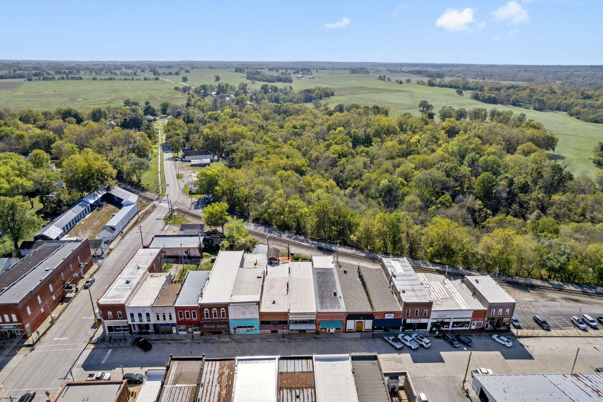 Photo 2 - Commercial Sale for sale – 111-115 W Main Street  Ash Grove, MO