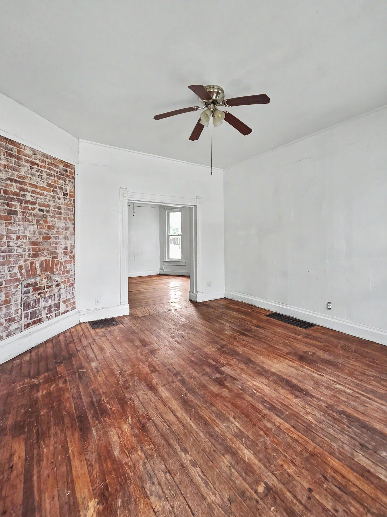 Photo 3 - Residential for sale – 503 S New Avenue  Springfield, MO