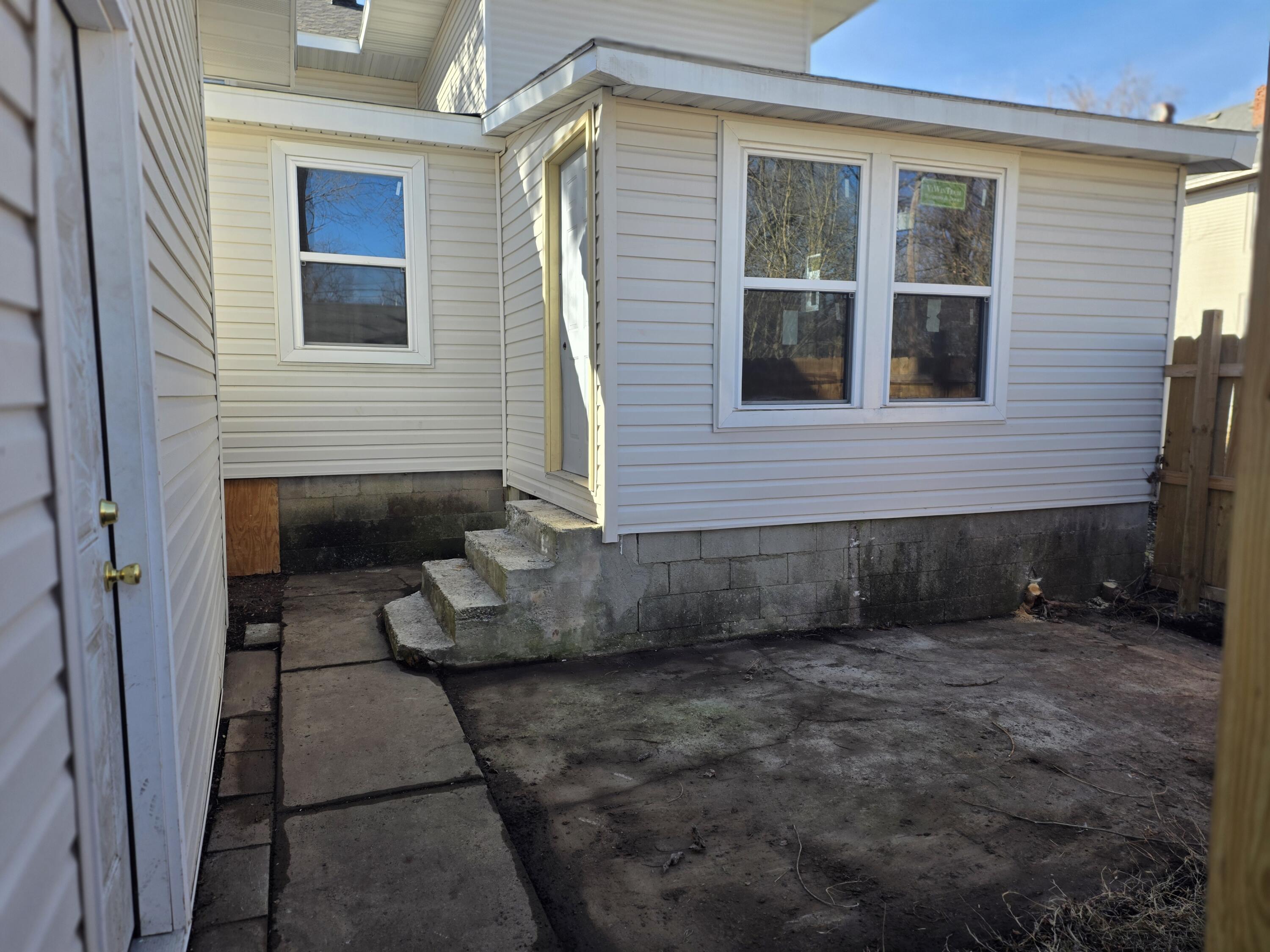 Photo 10 - Residential Income for sale – 1502 N Grant Avenue  Springfield, MO