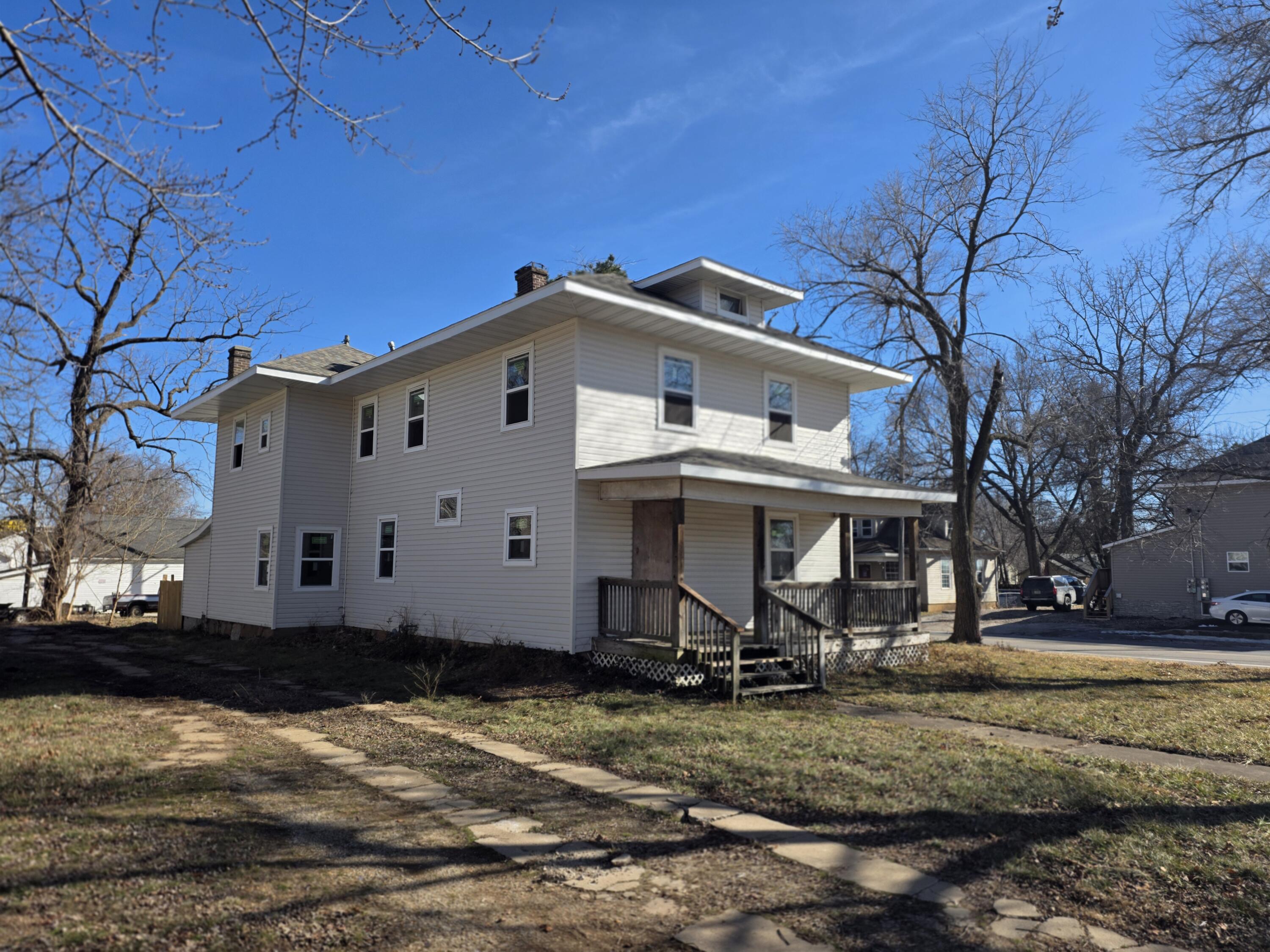 Photo 6 - Residential Income for sale – 1502 N Grant Avenue  Springfield, MO
