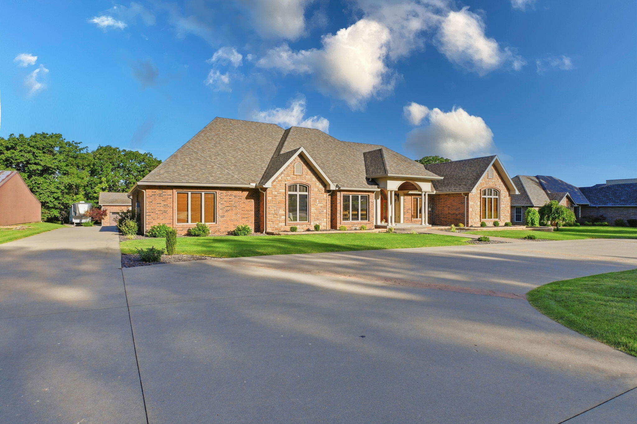 Photo 5 - Residential for sale – 1035 N Oakland Avenue  Bolivar, MO