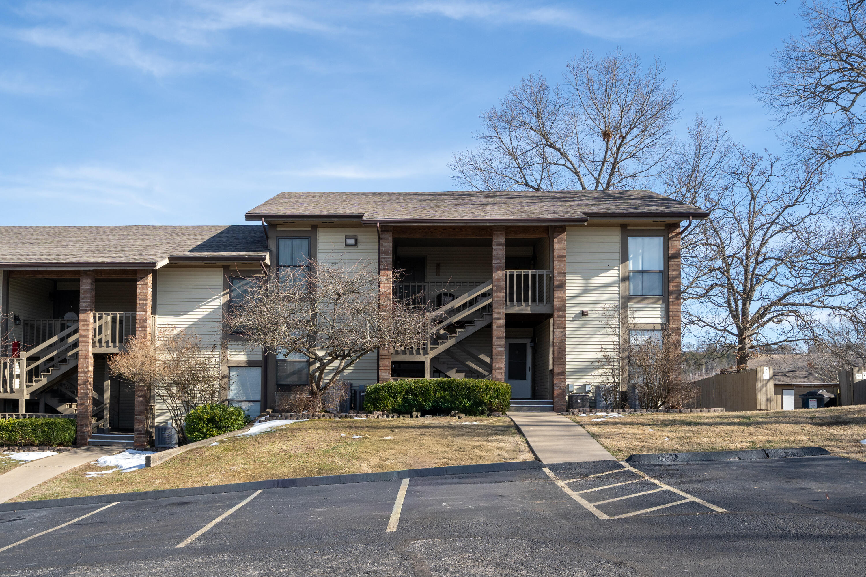 Photo 2 - Residential for sale – 158  Troon Drive  Branson, MO