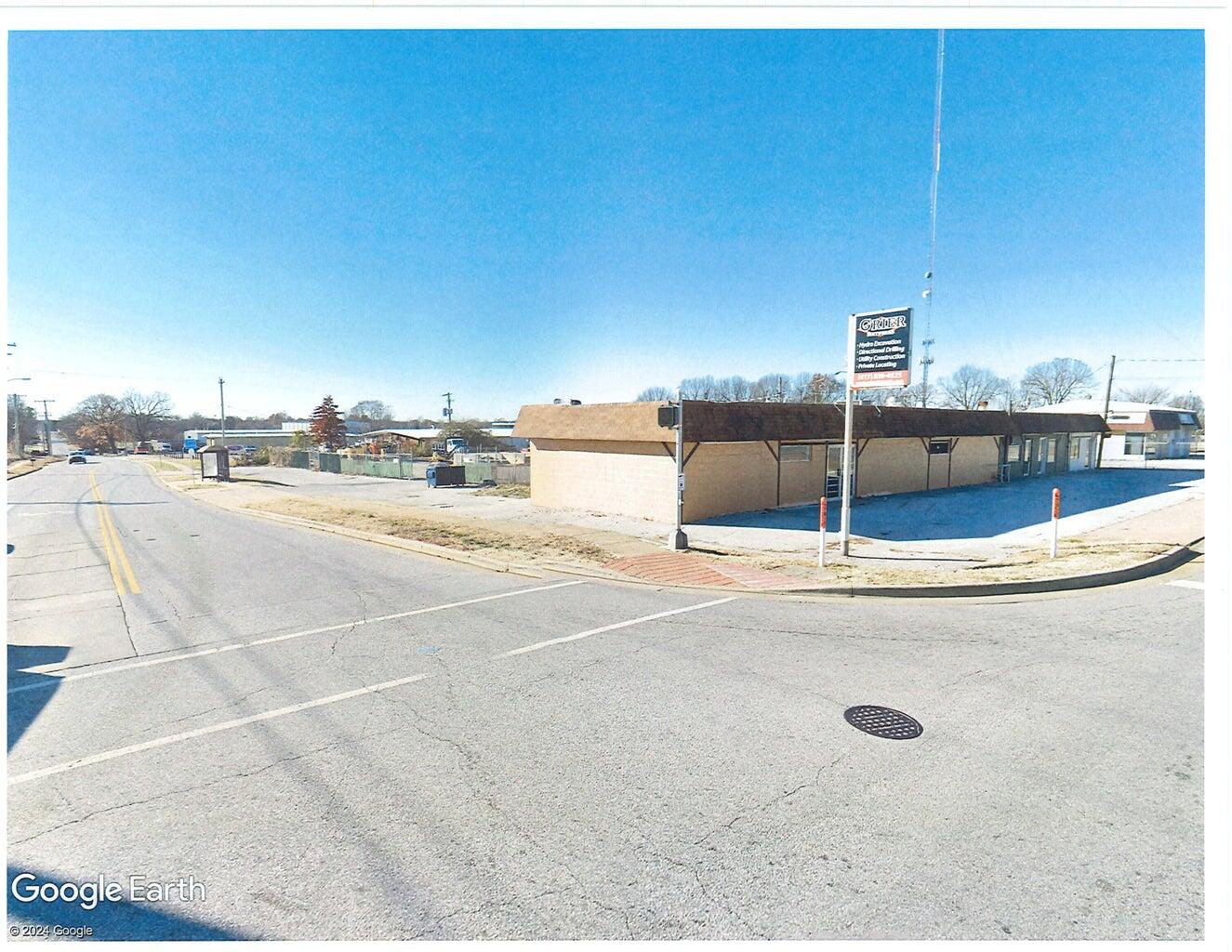 Commercial Lease for sale – 2754 E Division Street  Springfield, MO