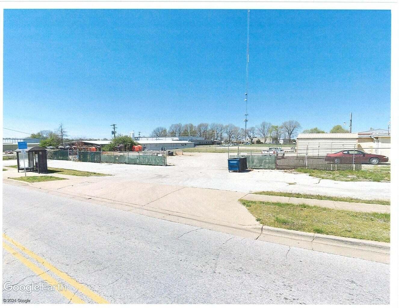 Photo 2 - Commercial Lease for sale – 2754 E Division Street  Springfield, MO