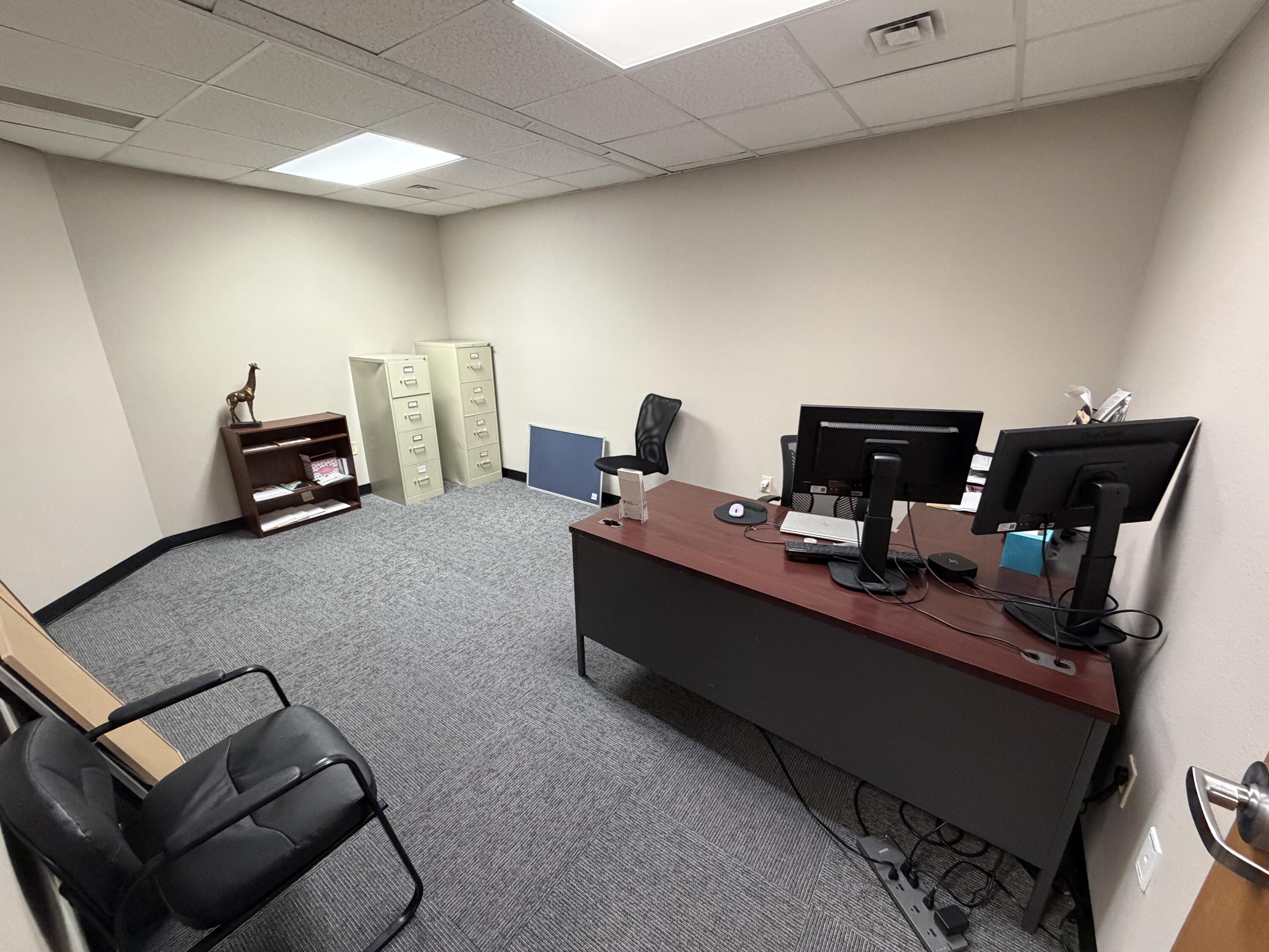 Photo 4 - Commercial Lease for sale – 1711 S 1743 S 15th   Ozark, MO