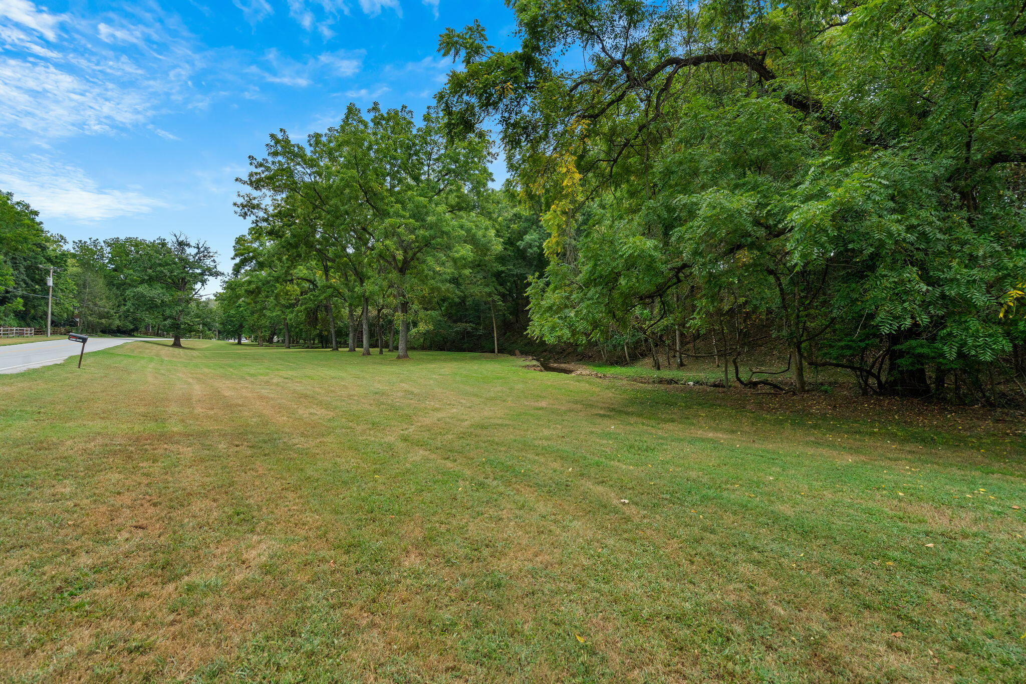 Photo 5 - Land for sale – 4308 E Catalpa Street  Springfield, MO