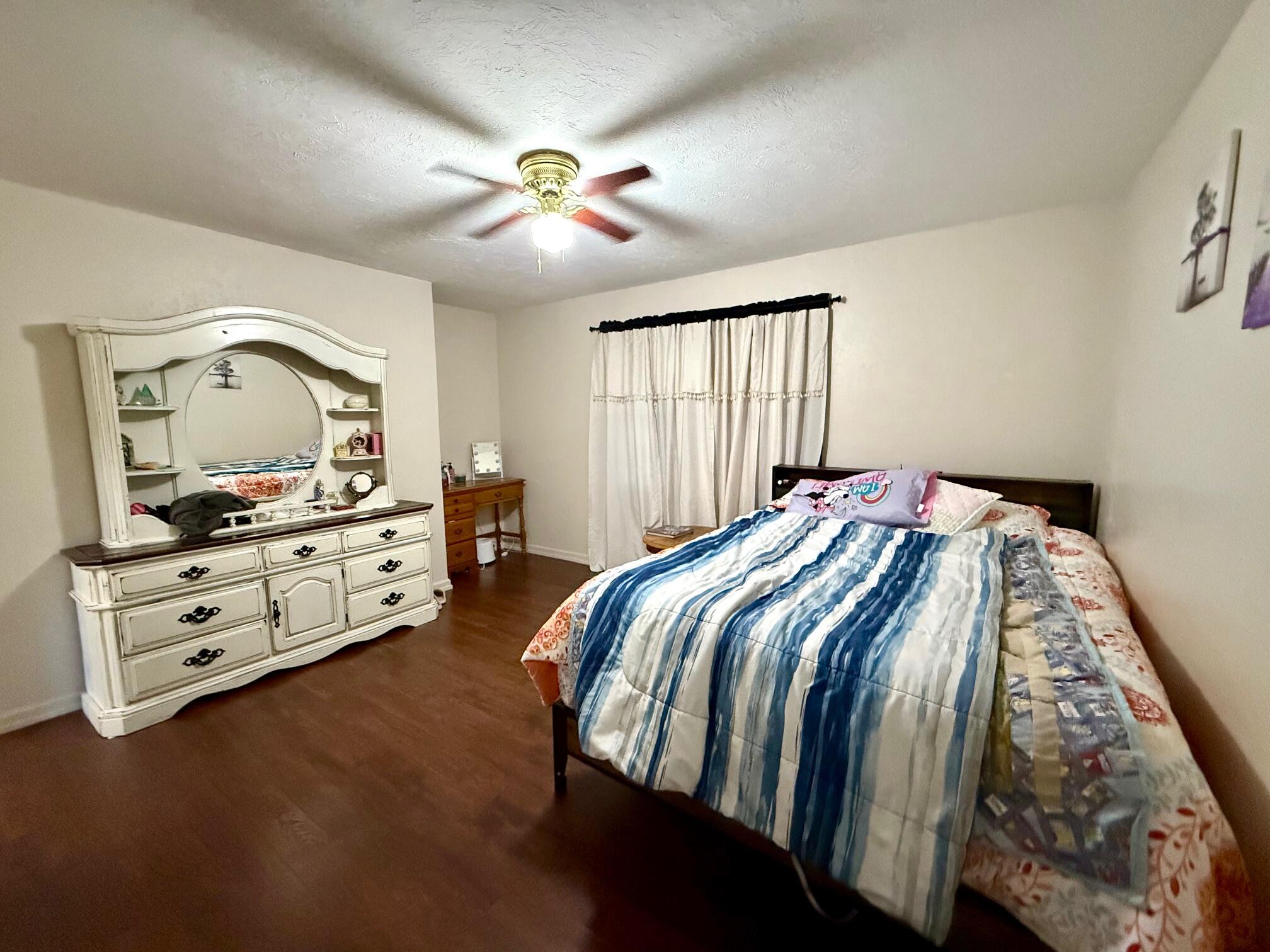 Photo 8 - Residential for sale – 408 S 2nd Street  Houston, MO