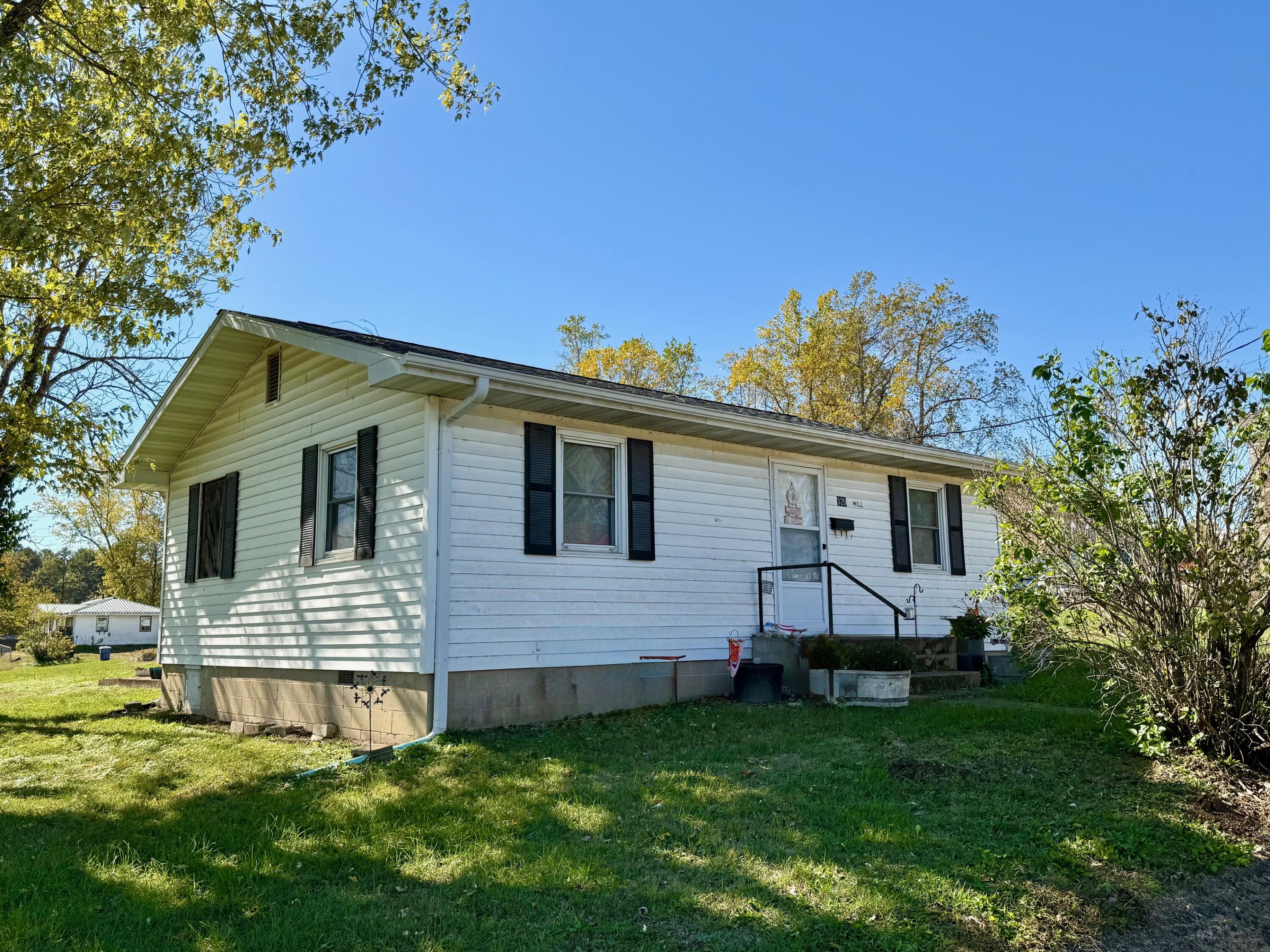Photo 15 - Residential for sale – 408 S 2nd Street  Houston, MO