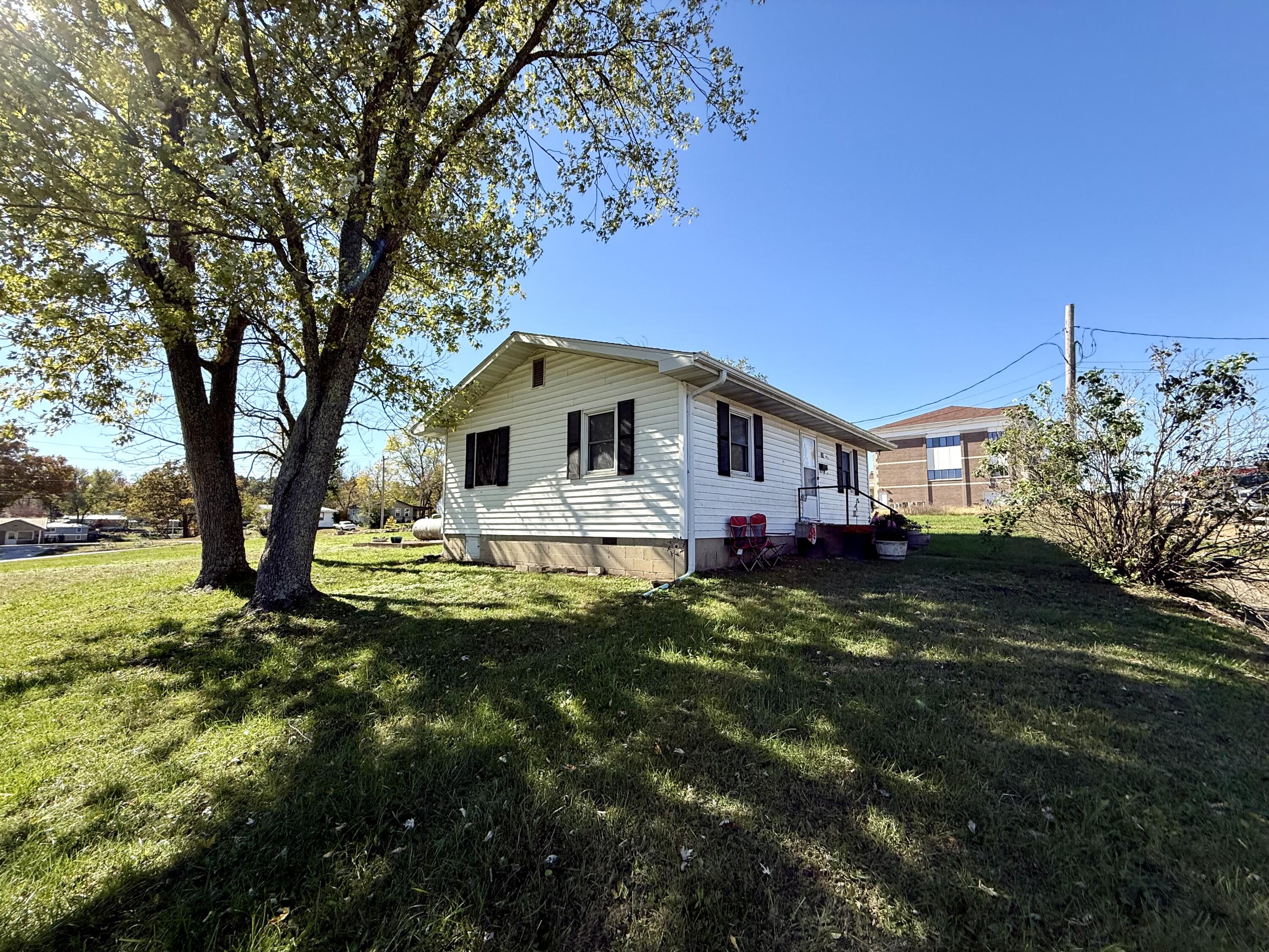 Photo 26 - Residential for sale – 408 S 2nd Street  Houston, MO