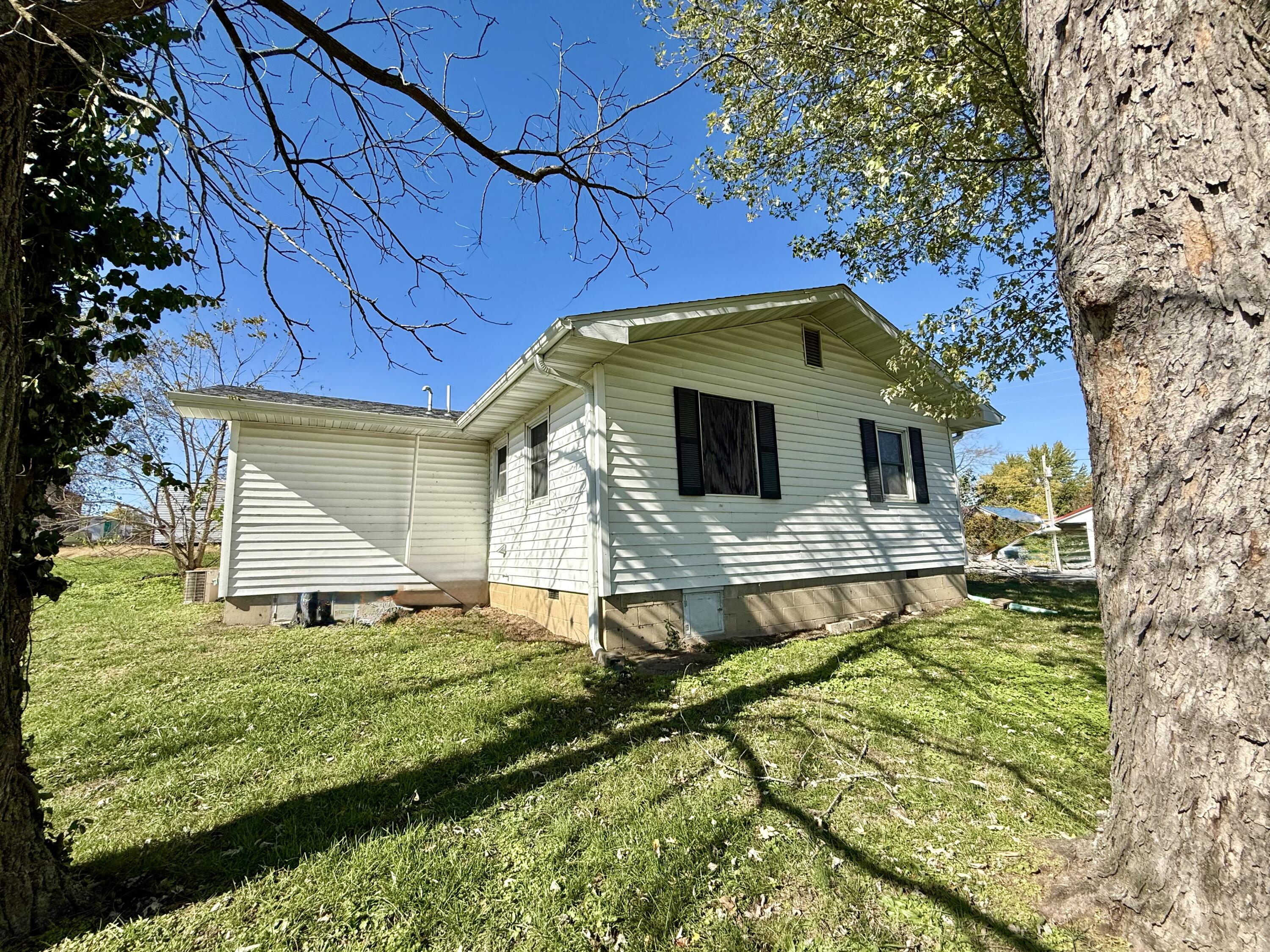 Photo 25 - Residential for sale – 408 S 2nd Street  Houston, MO
