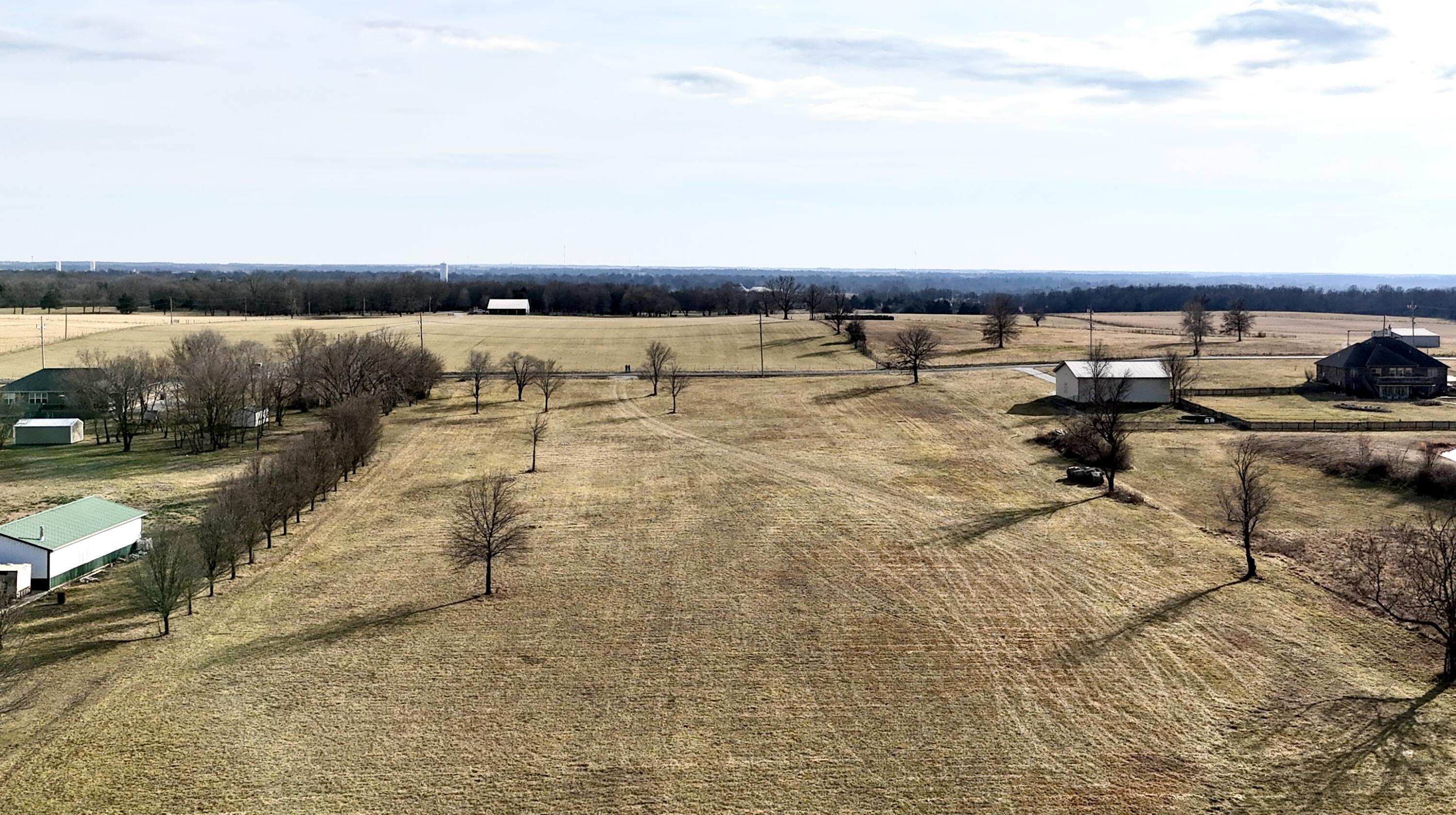 Photo 2 - Land for sale – Tbd  Lawrence 2220   Monett, MO