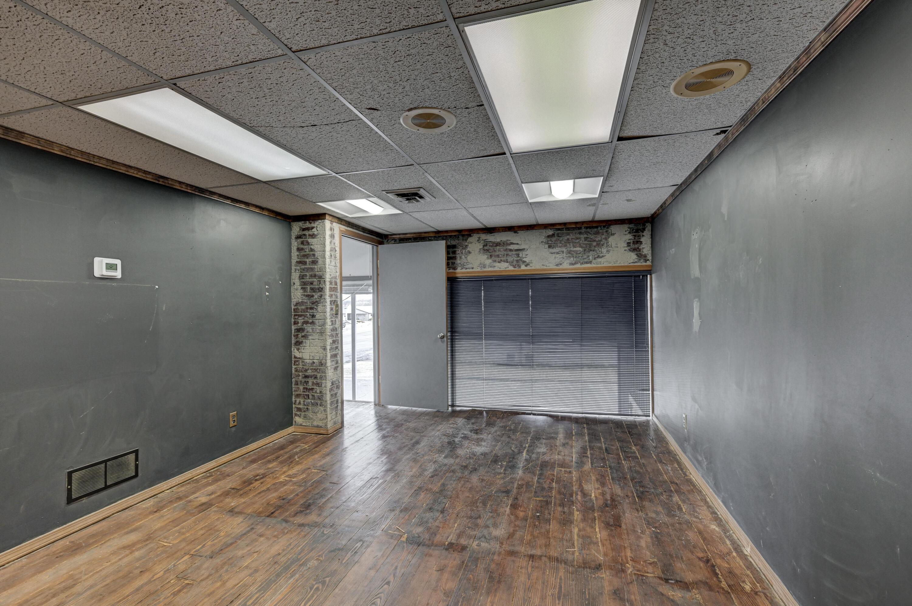Photo 34 - Commercial Sale for sale – 402 E 7th Street  Joplin, MO